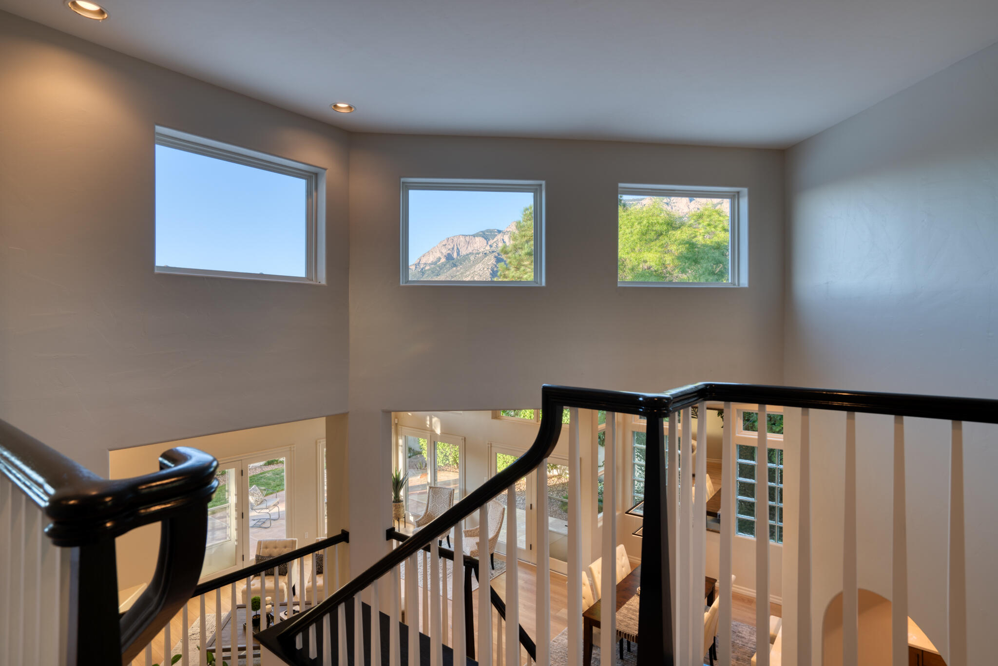 12307 Crested Moss Road NE