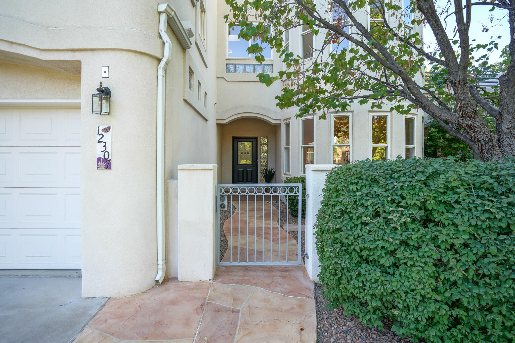 12307 Crested Moss Road NE