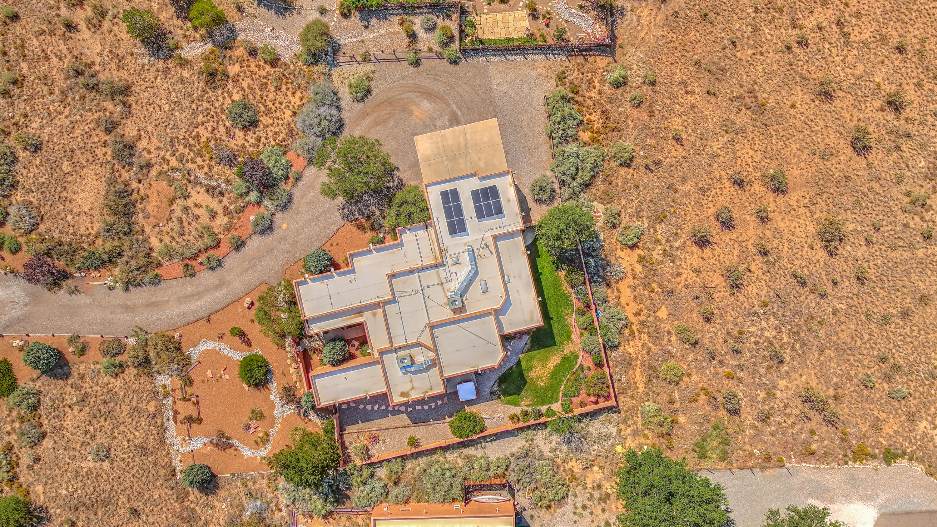 12305 Ranchitos Road NE