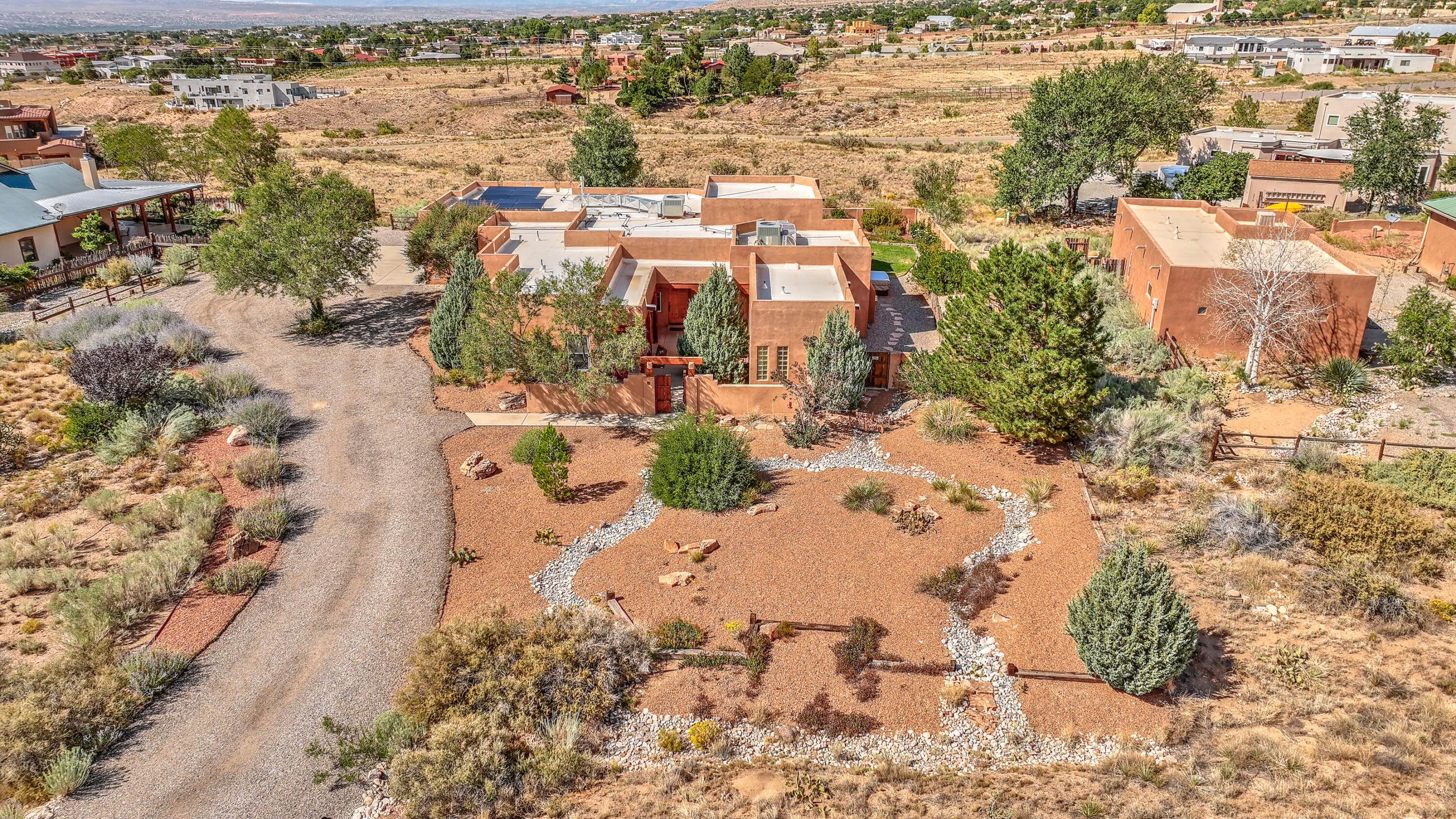 12305 Ranchitos Road NE