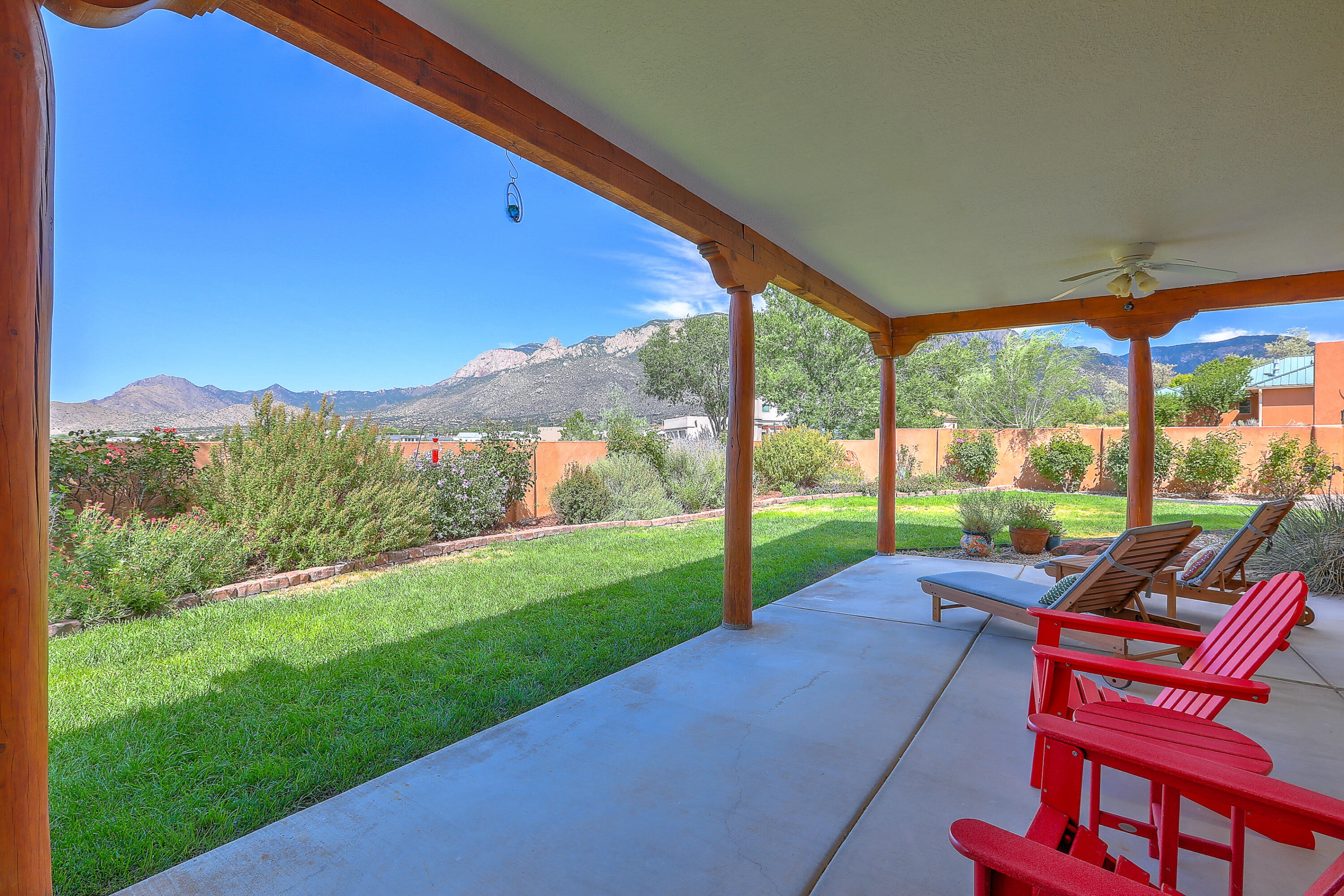 12305 Ranchitos Road NE