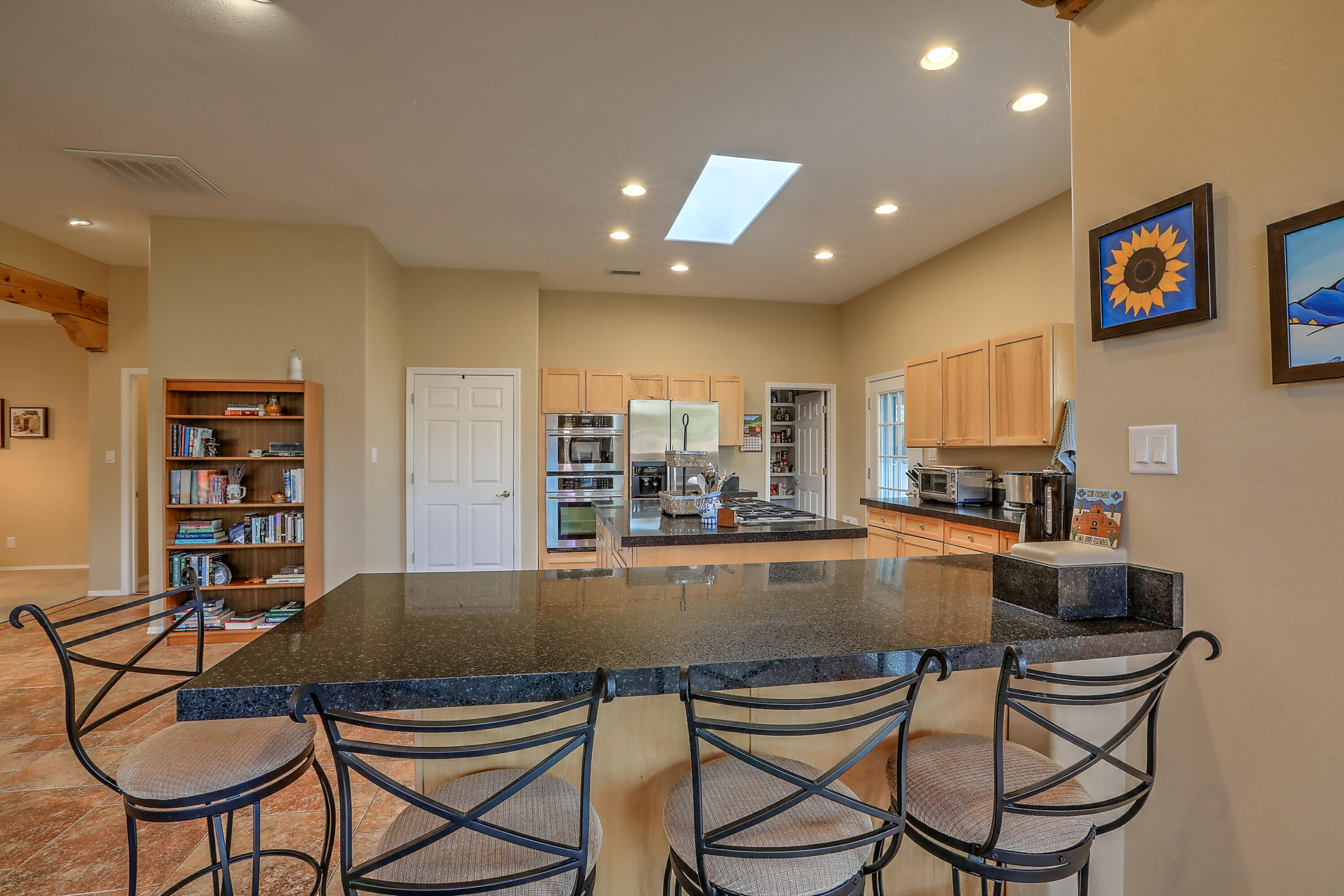 12305 Ranchitos Road NE
