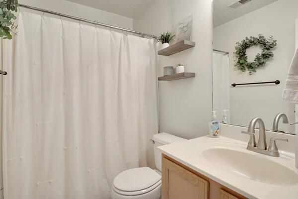 10423 Napoli Place NW
