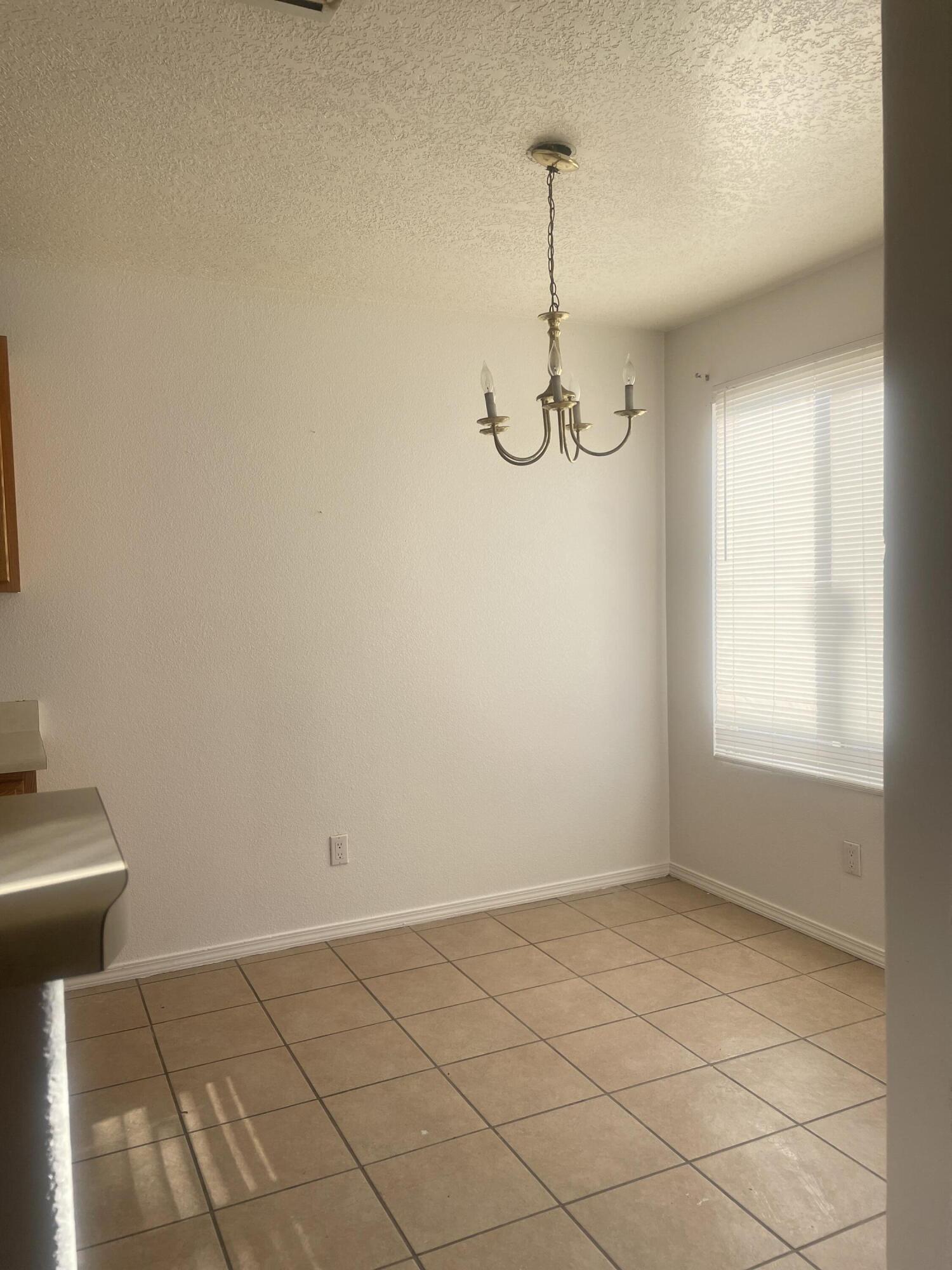 31 Violeta Place