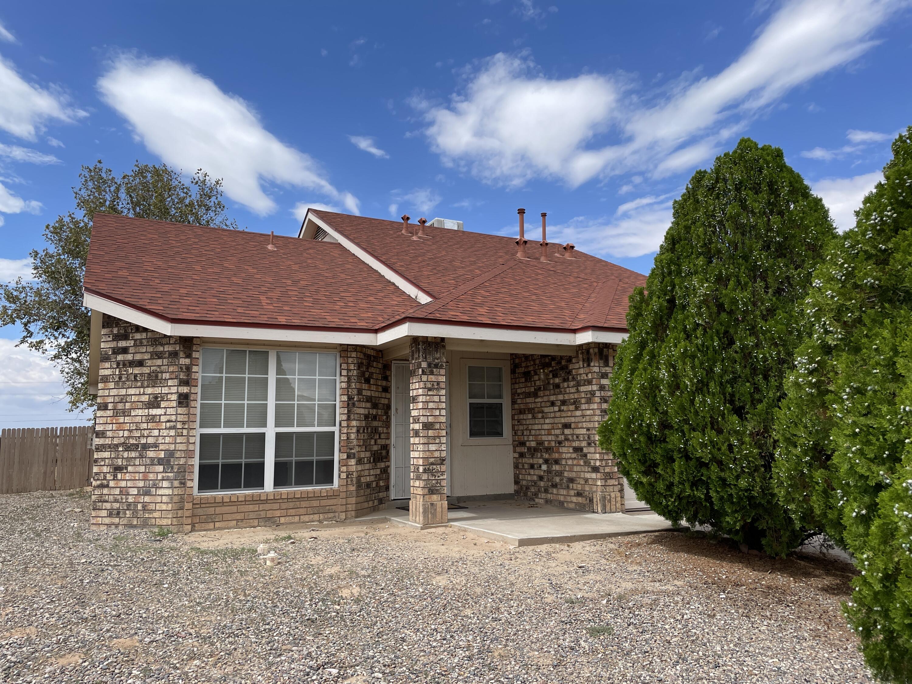 27 Apache Plume Road