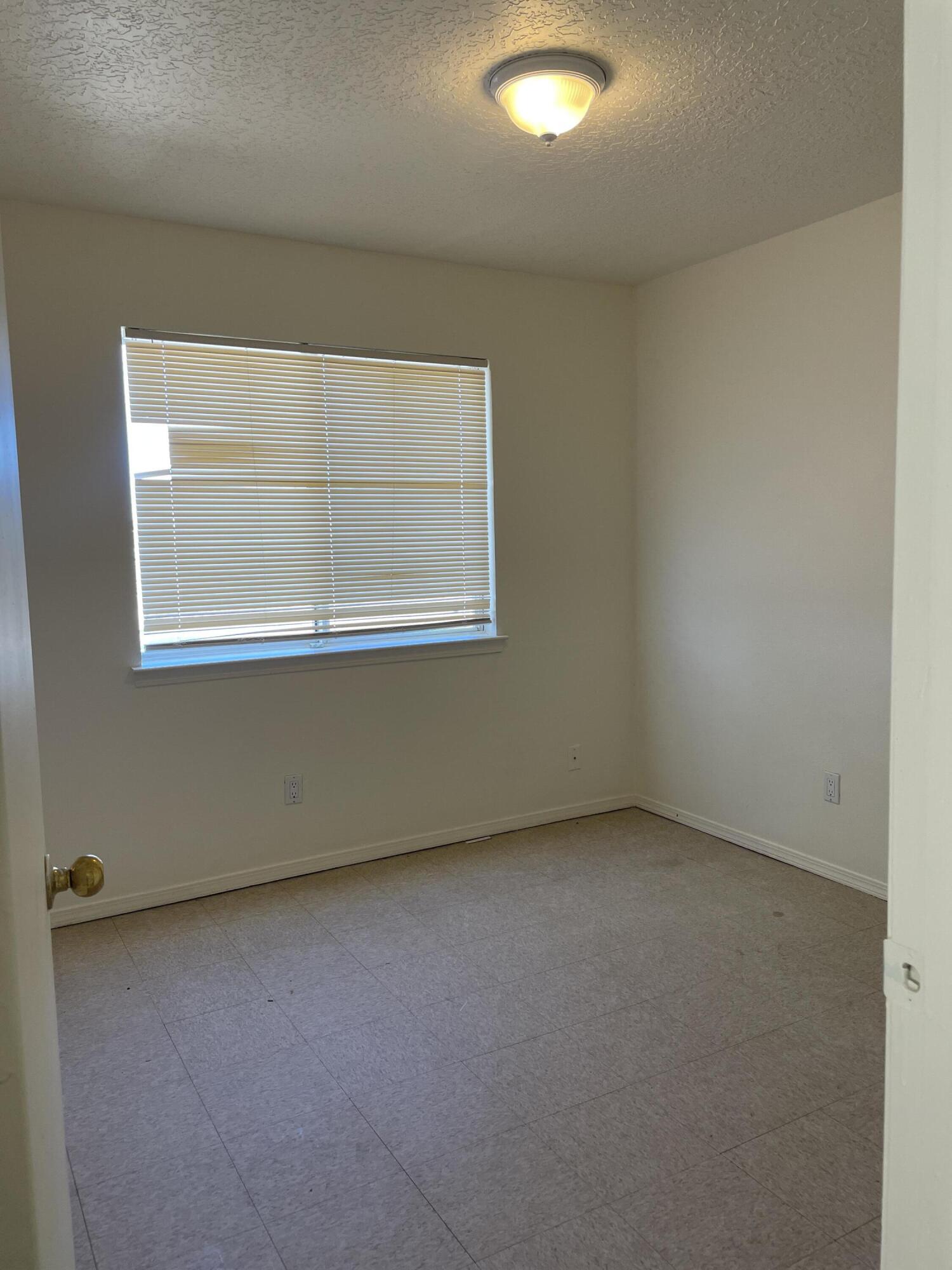 27 Apache Plume Road