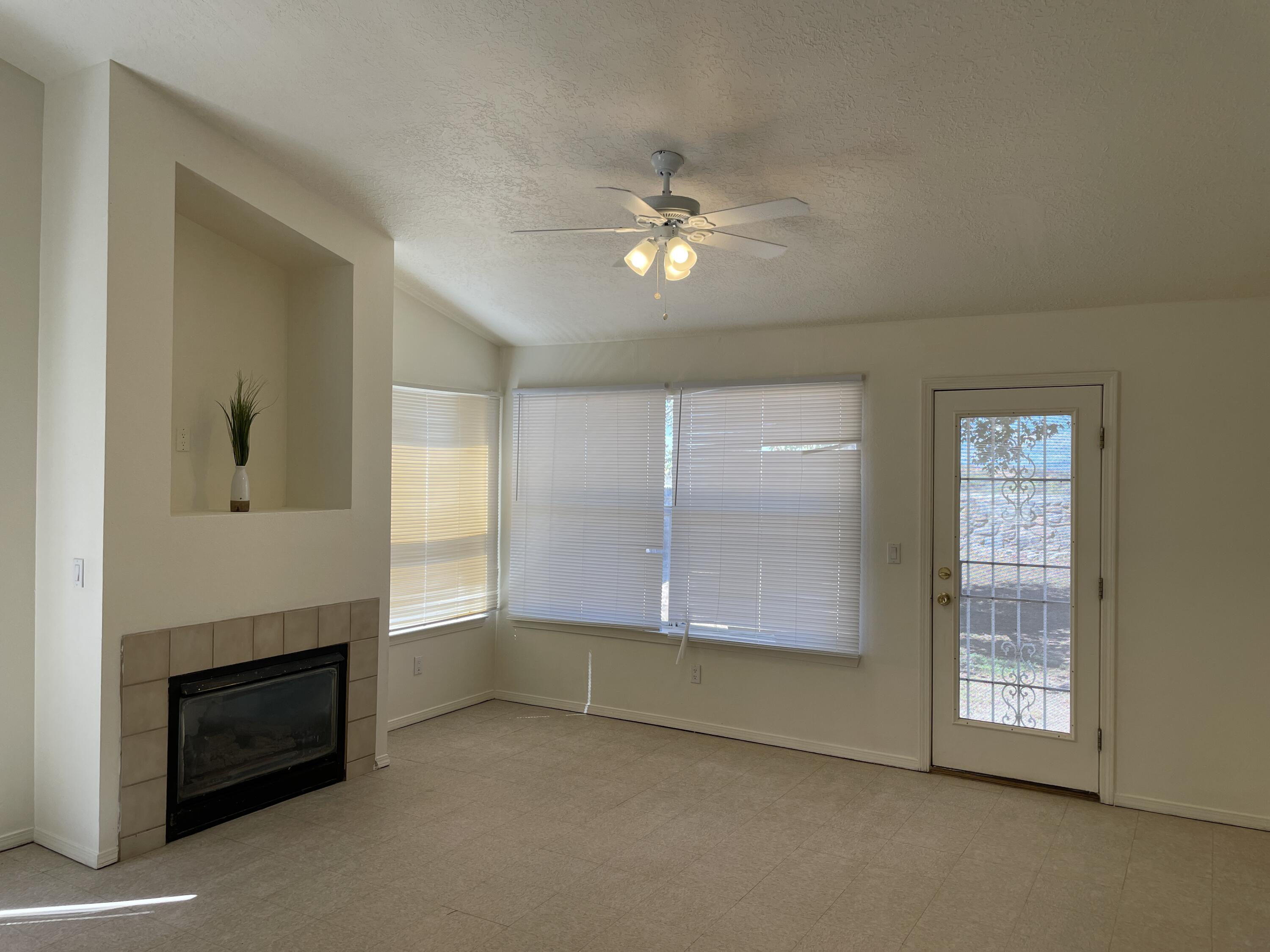 27 Apache Plume Road