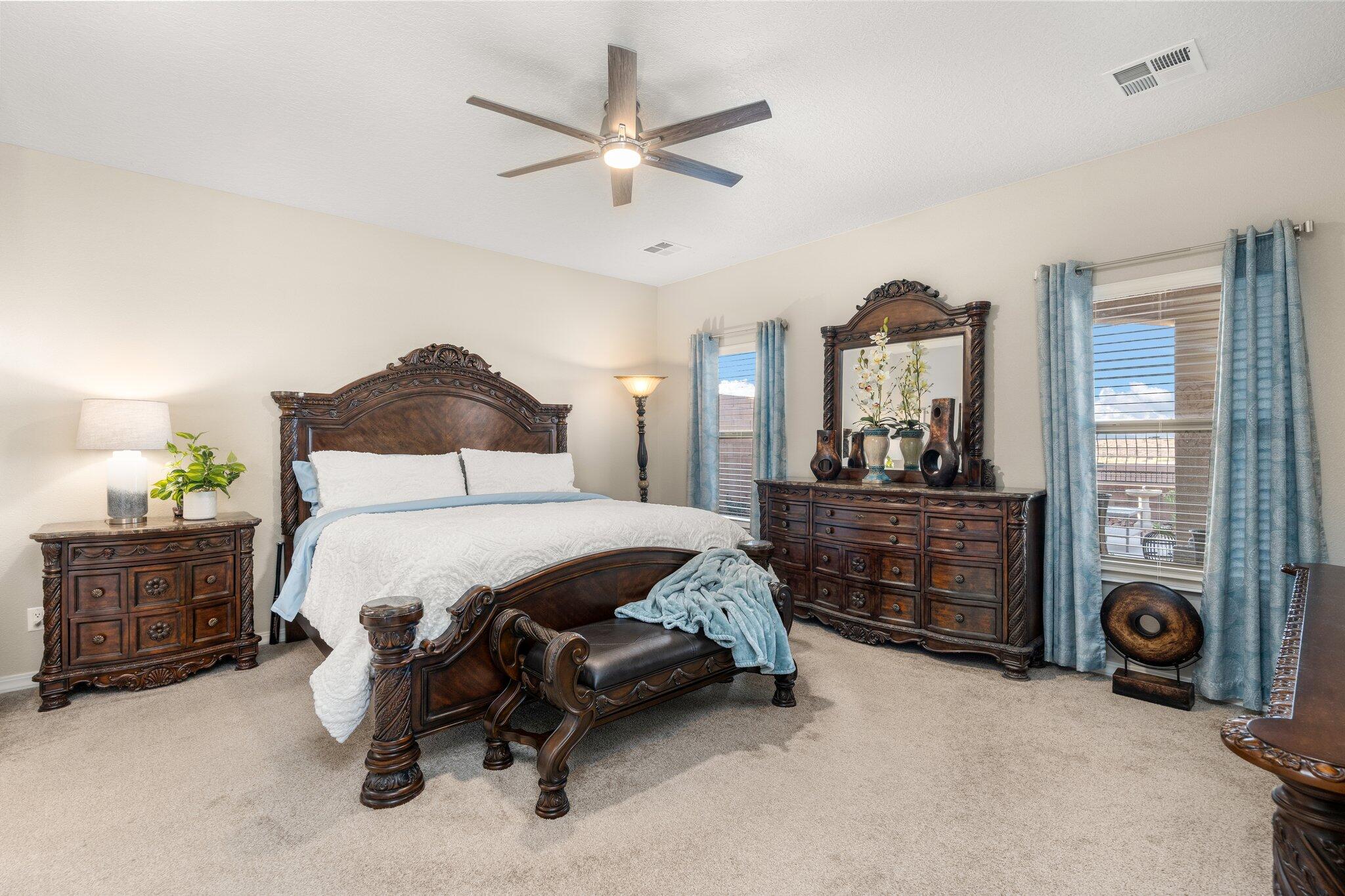 1336 Valle Vista Court NW