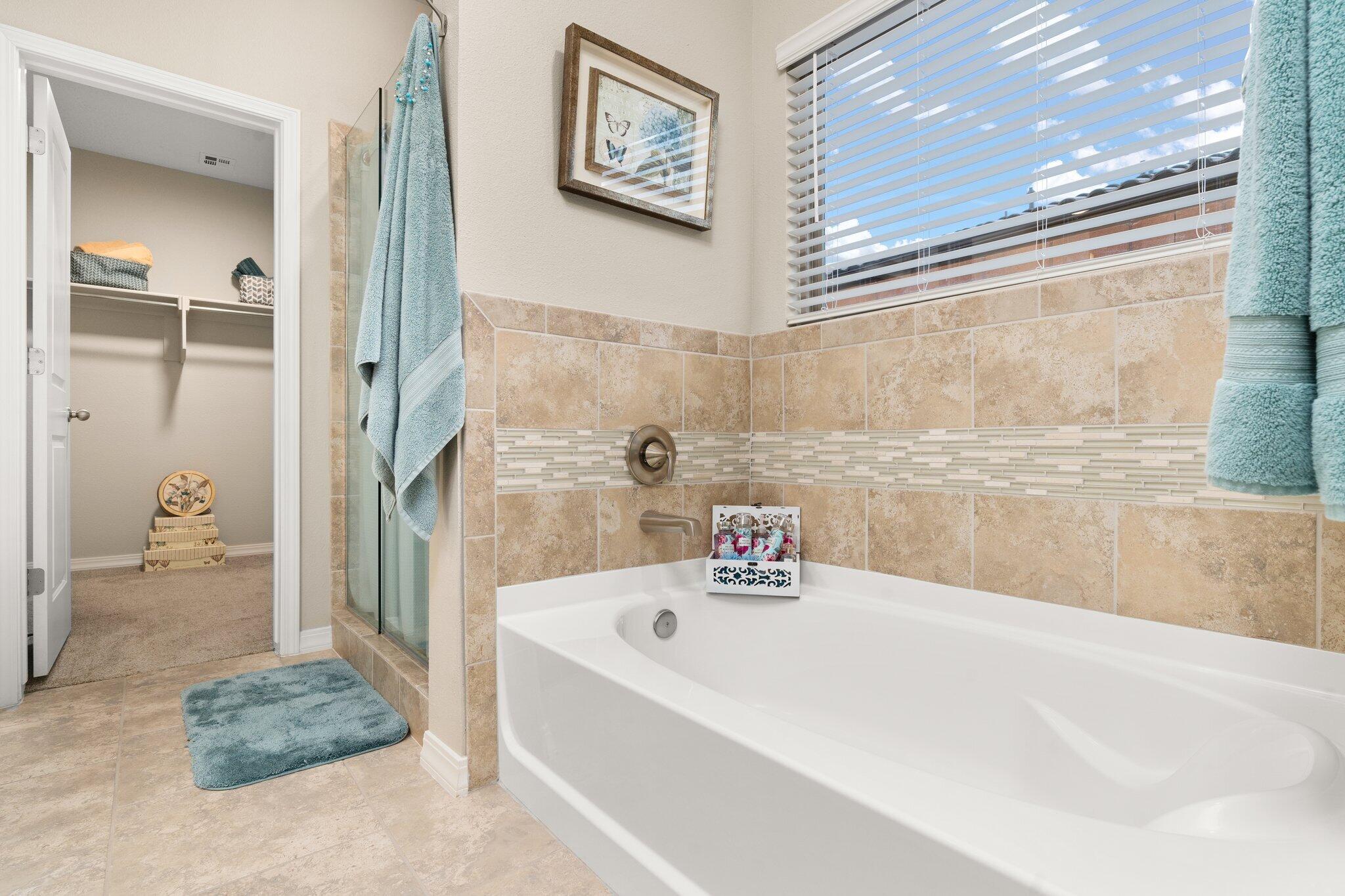1336 Valle Vista Court NW
