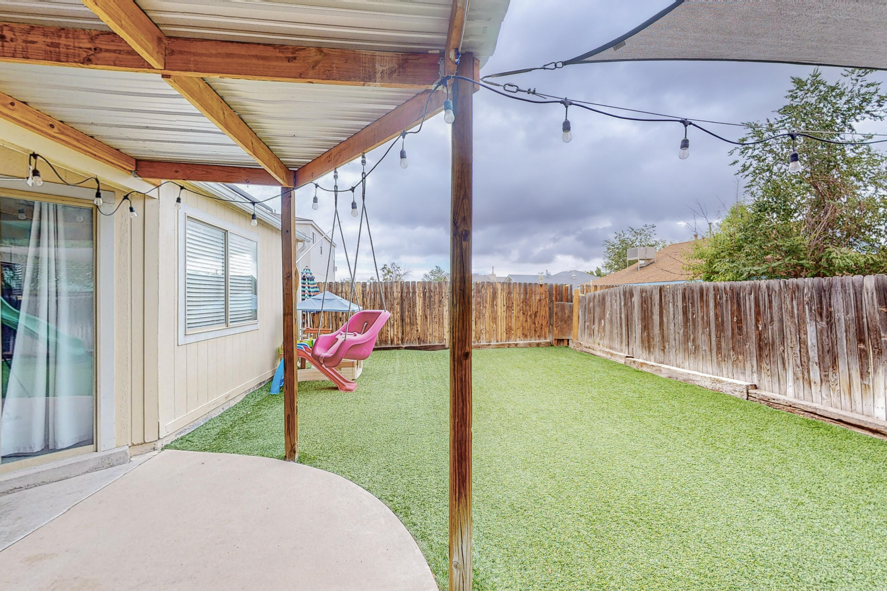 1354 Fireweed Drive NE