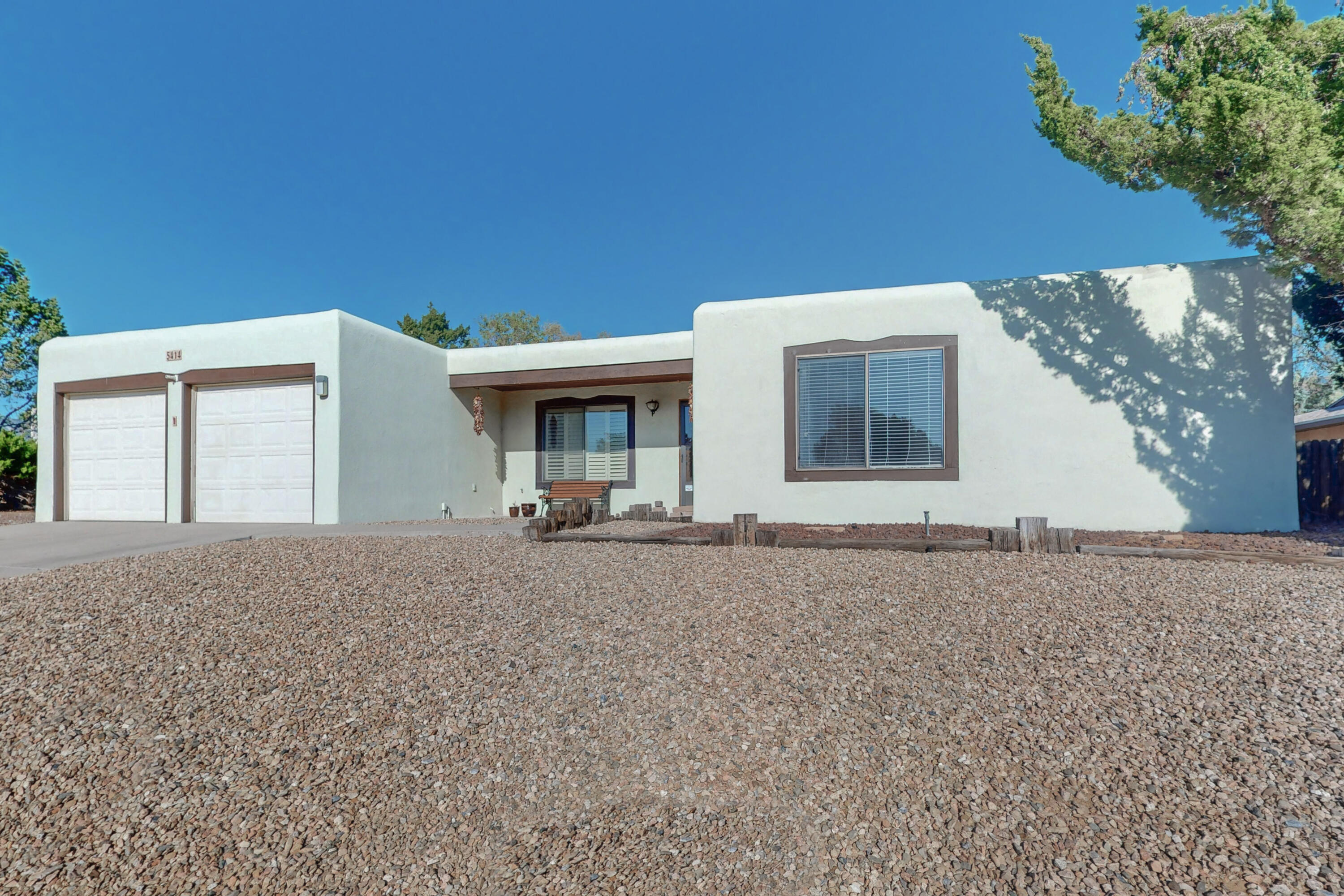 5414 Edwards Drive NE