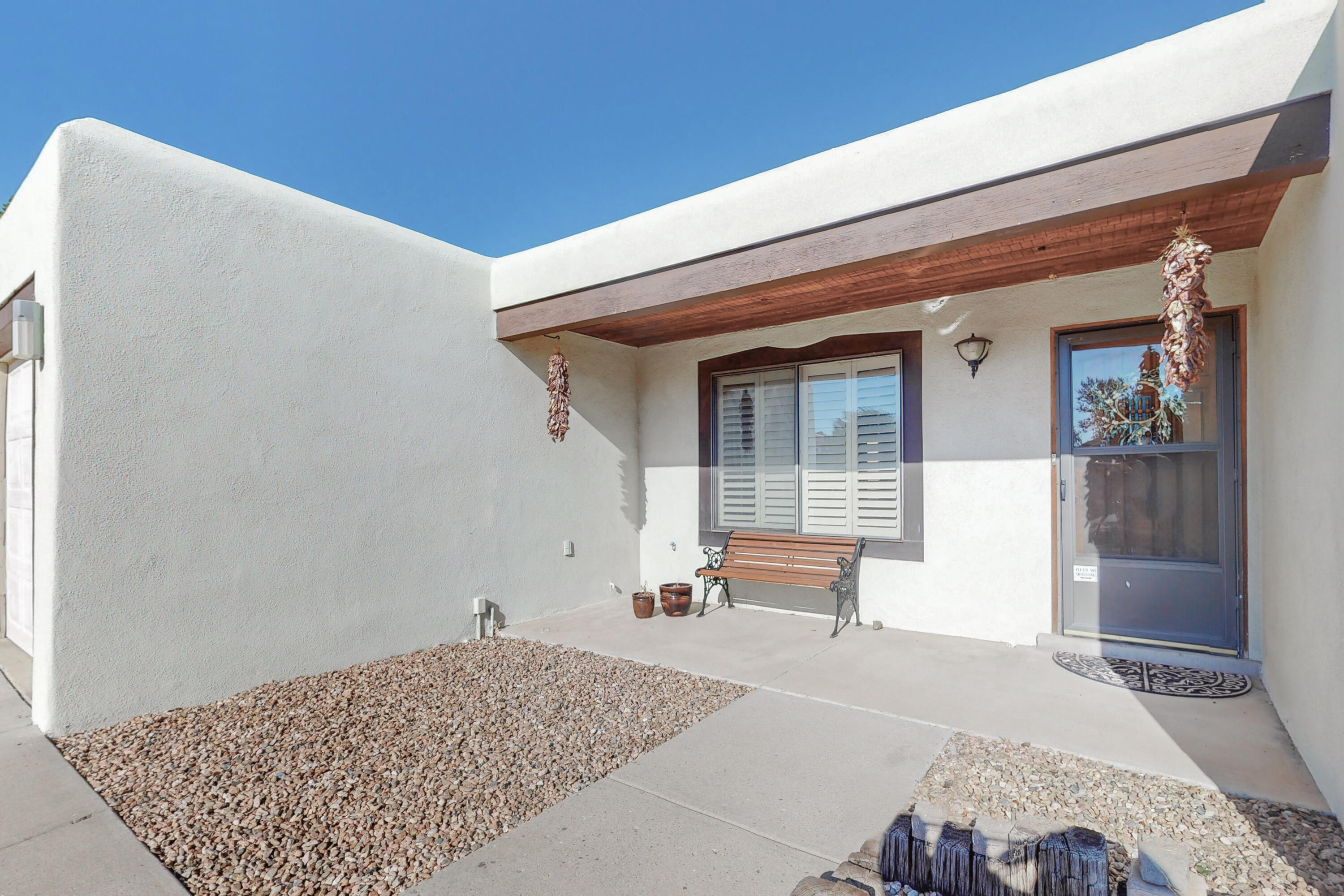 5414 Edwards Drive NE