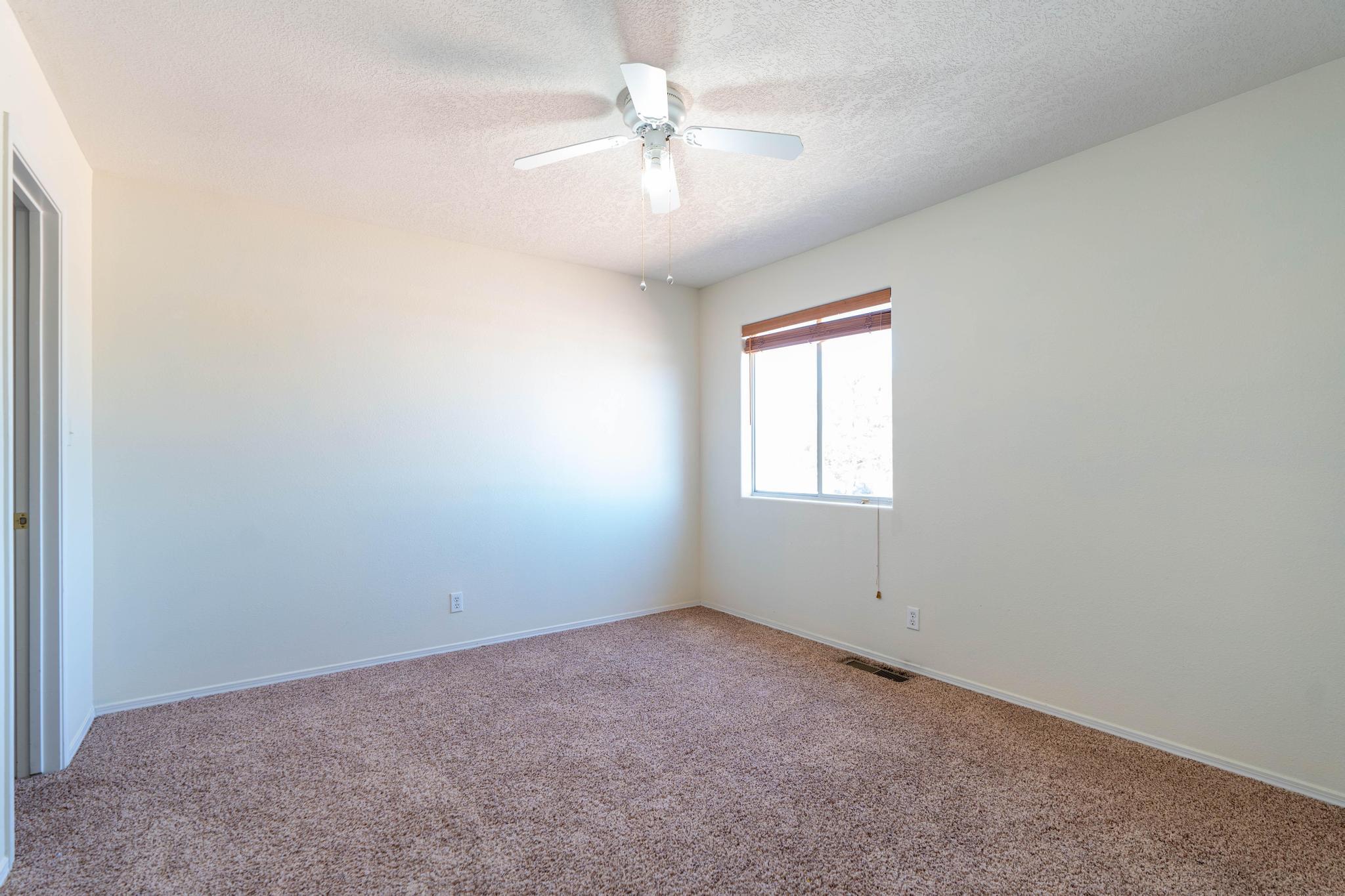 6448 Freemont Hills Loop NE