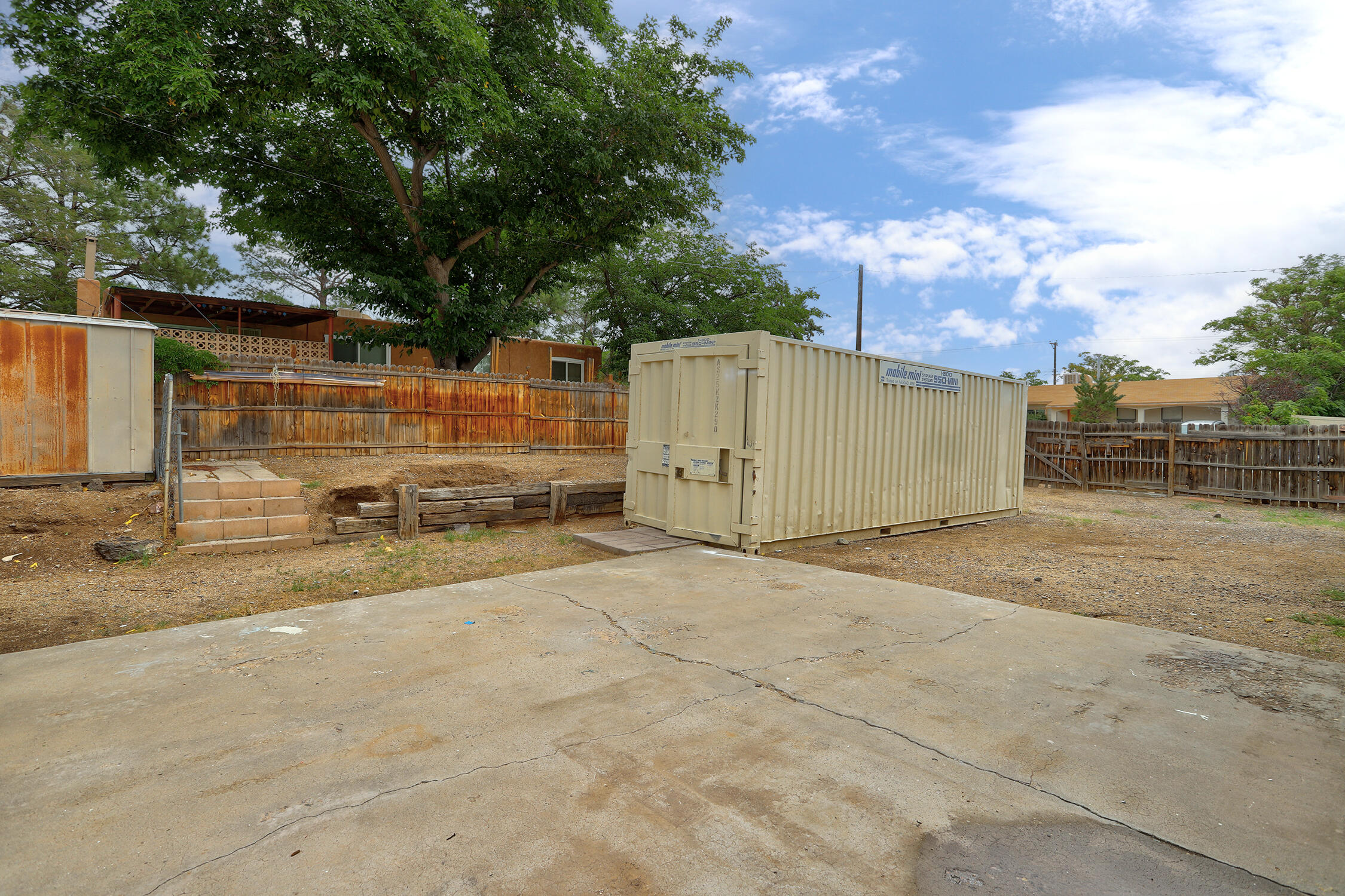 1804 Sandler Court NE