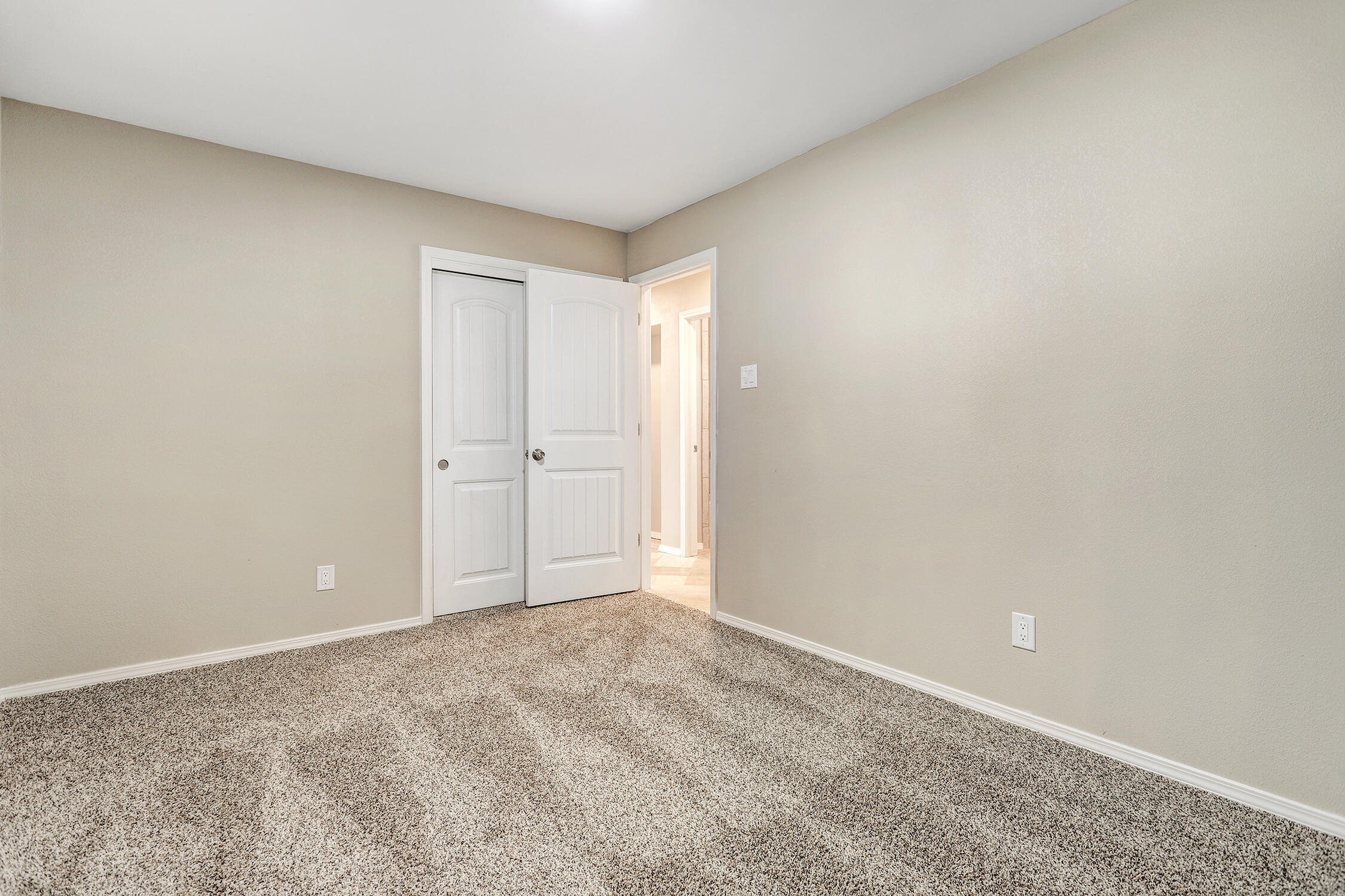 1804 Sandler Court NE