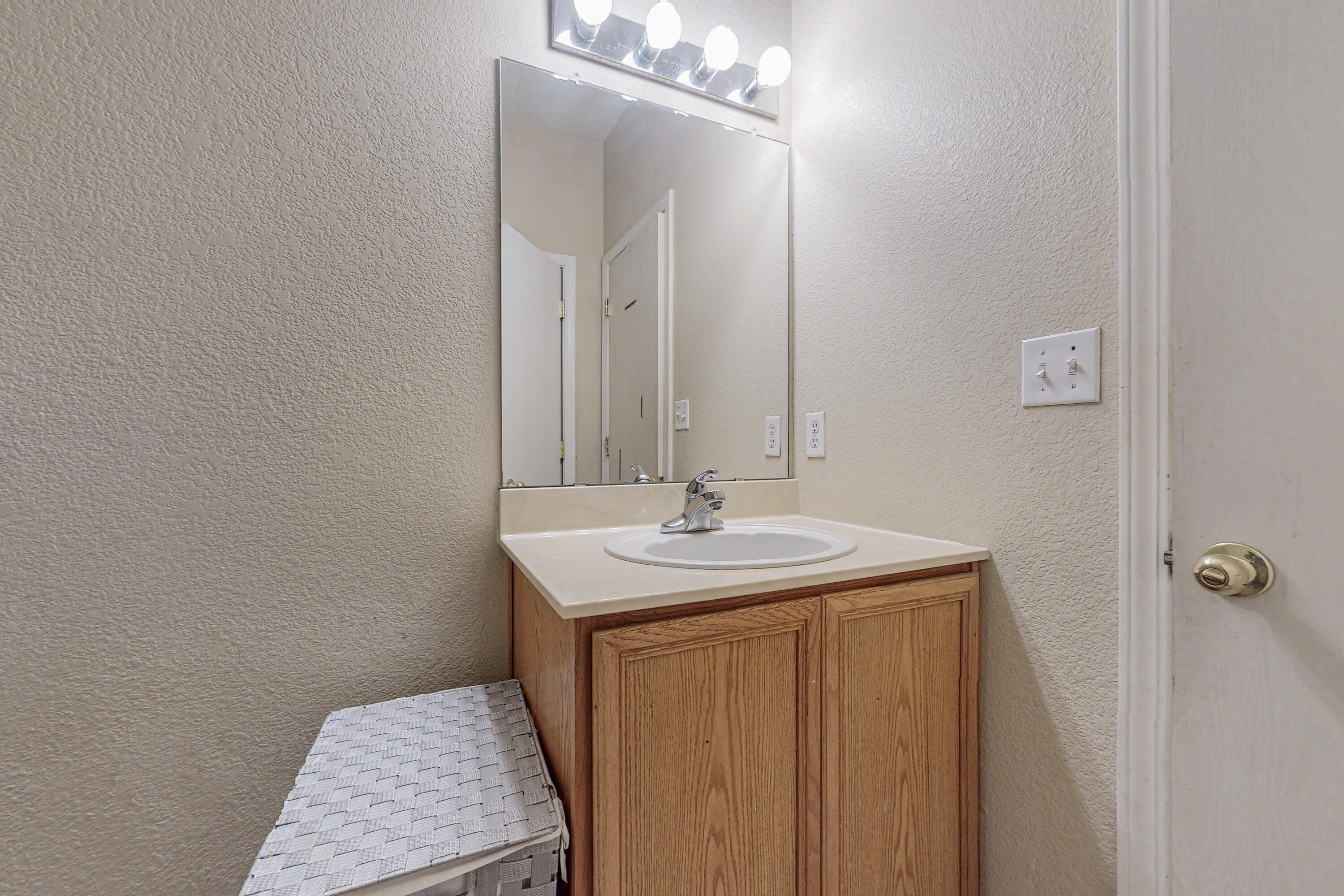 10716 Gentry Lane SW