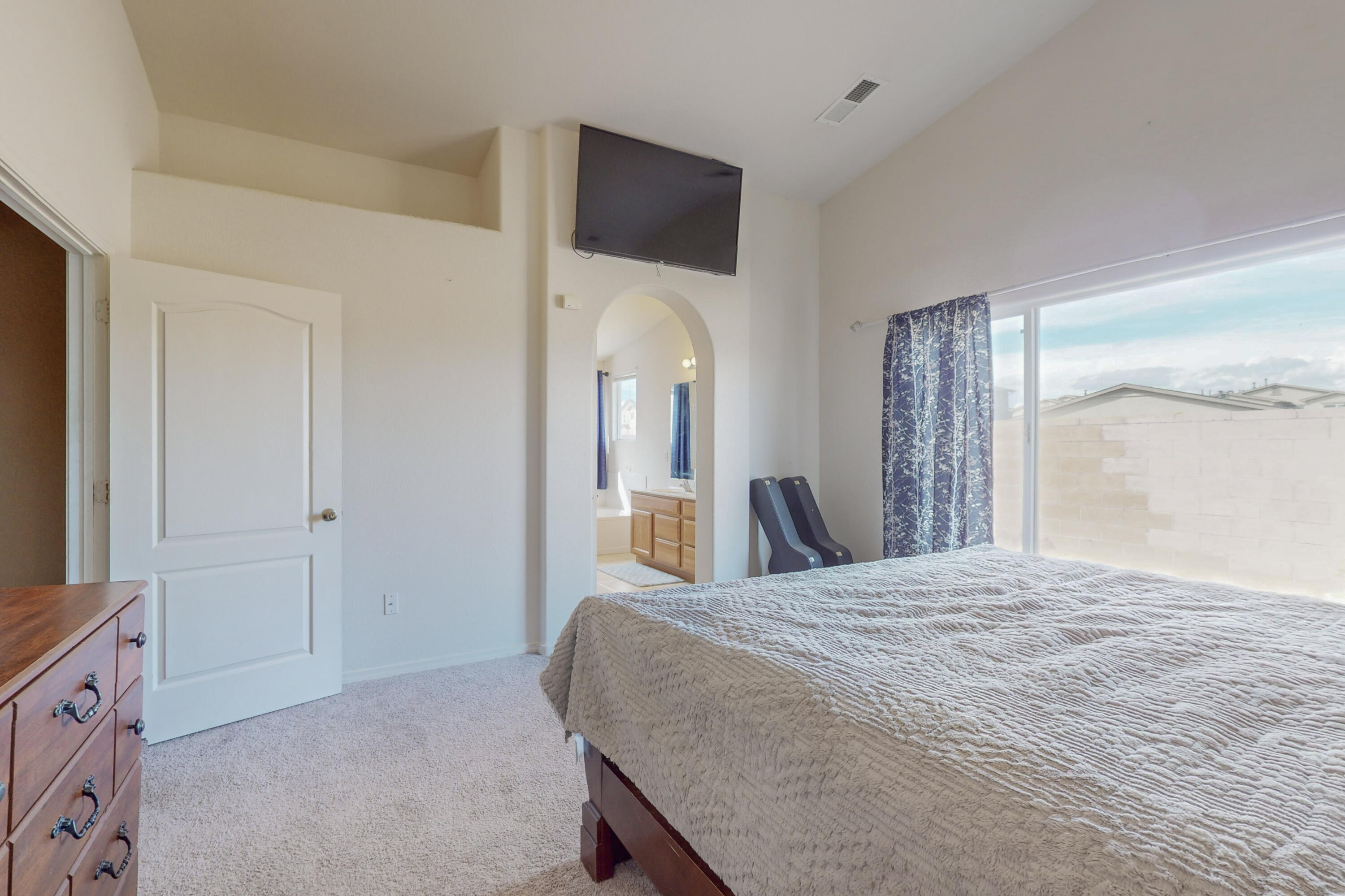 9805 Morning Sun Trail SW