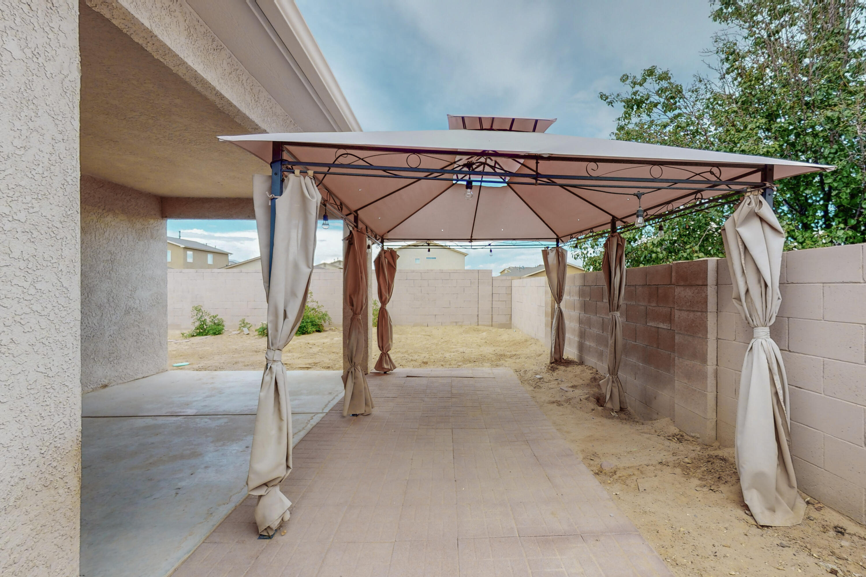 9805 Morning Sun Trail SW