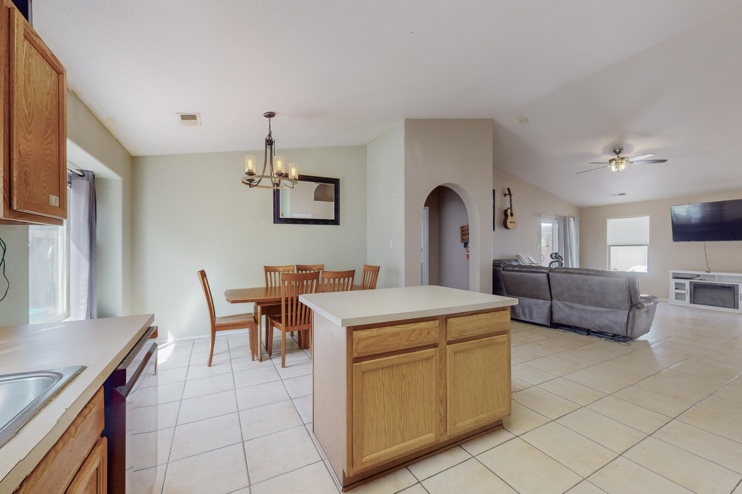 9805 Morning Sun Trail SW