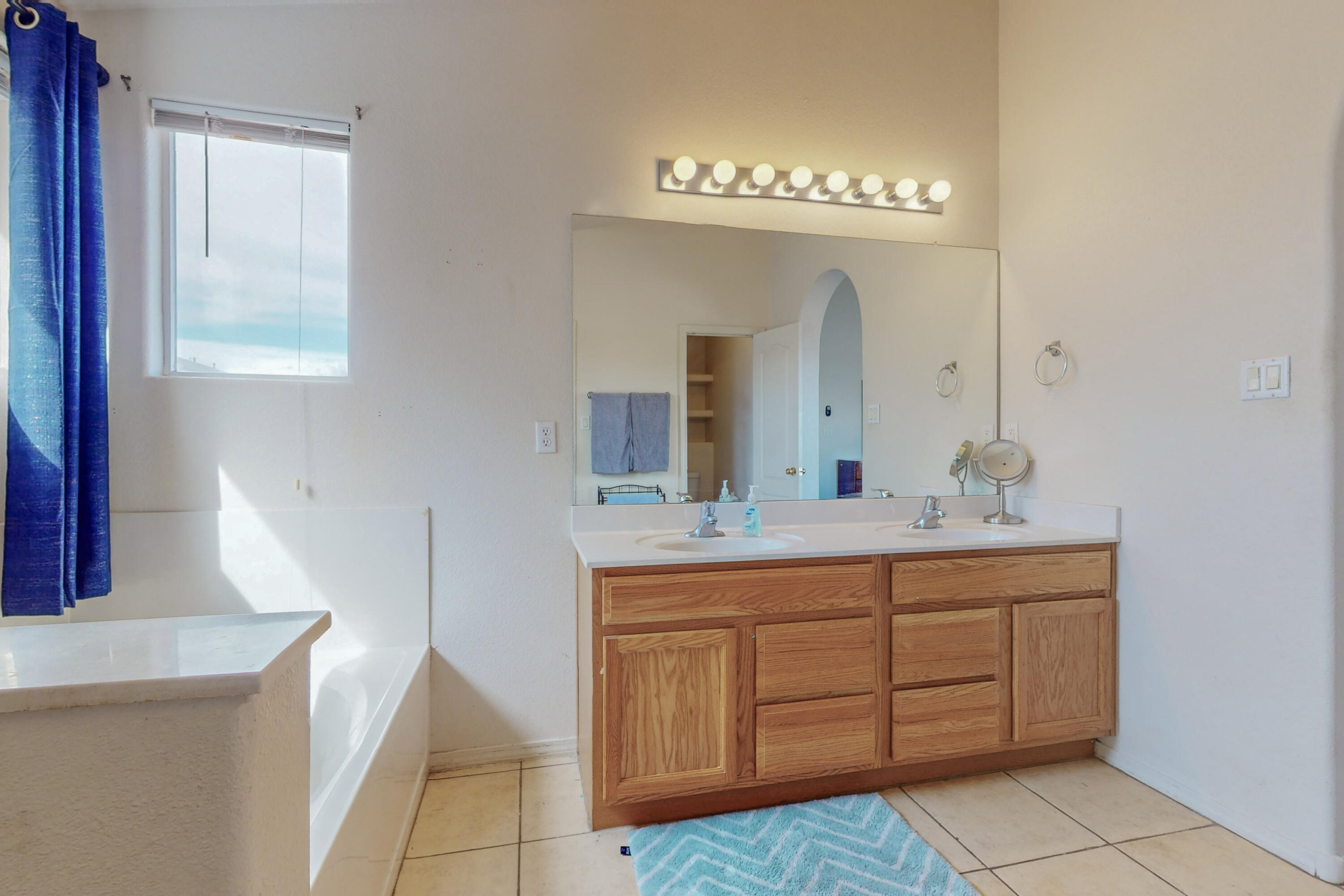 9805 Morning Sun Trail SW