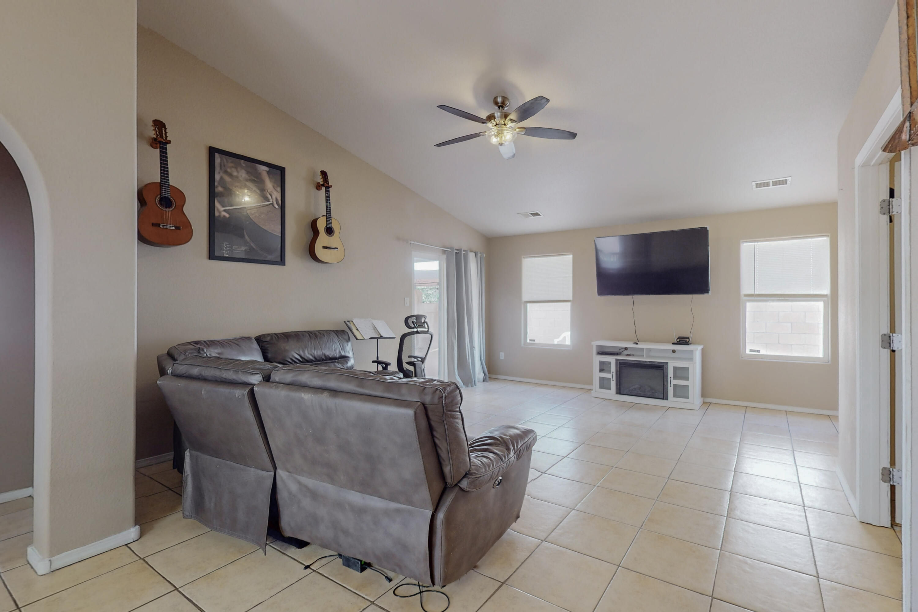 9805 Morning Sun Trail SW