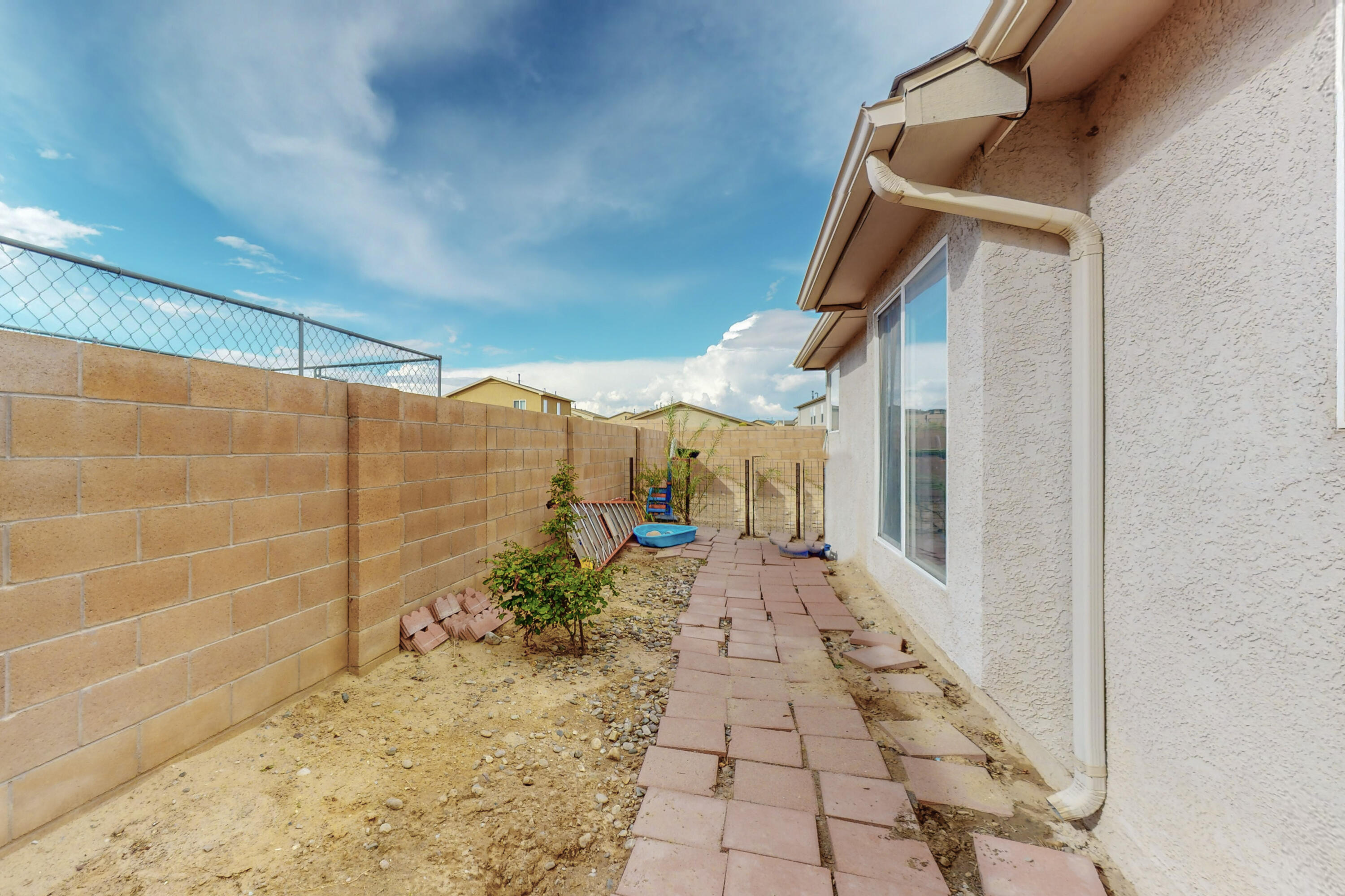 9805 Morning Sun Trail SW