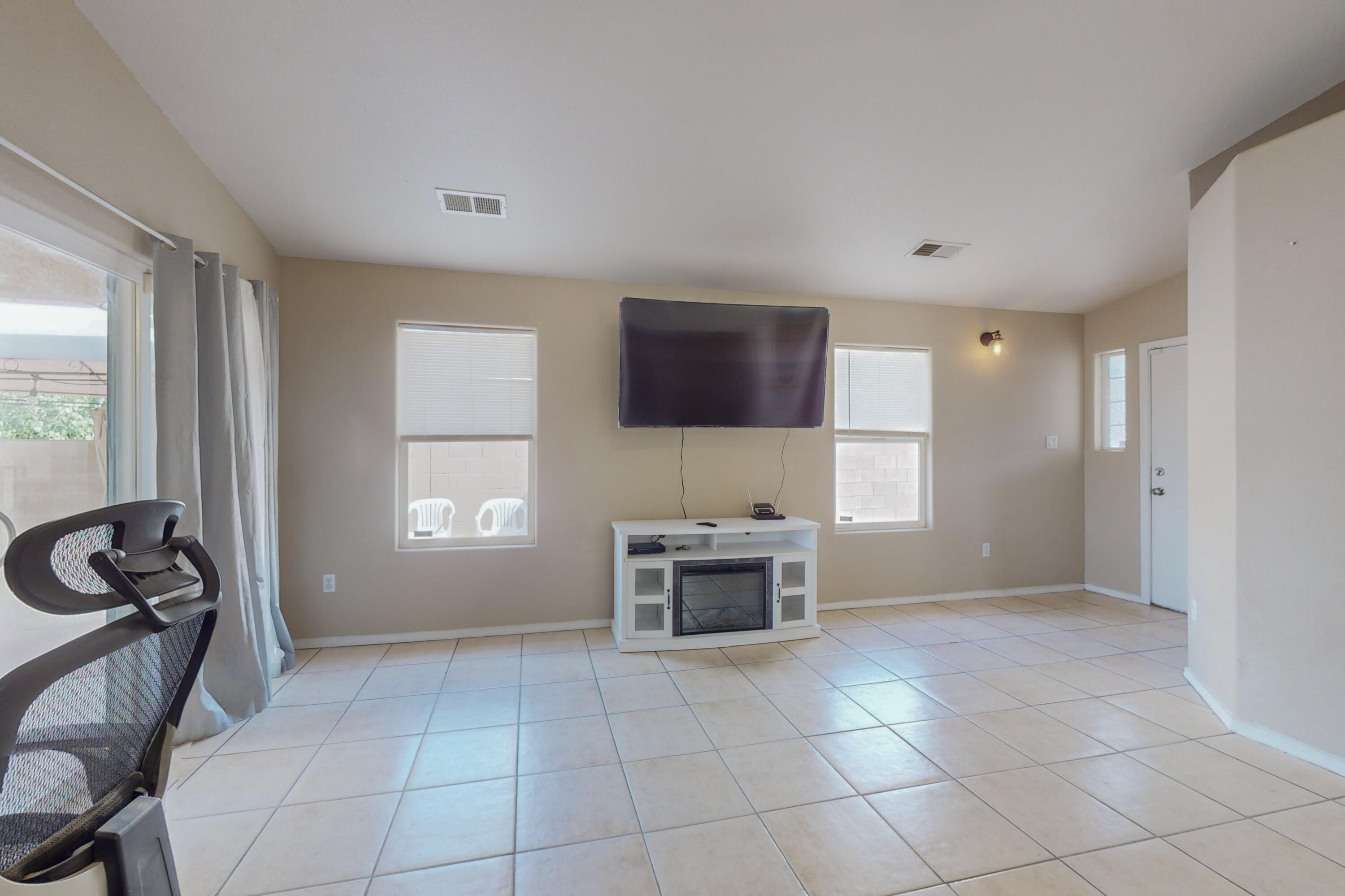 9805 Morning Sun Trail SW