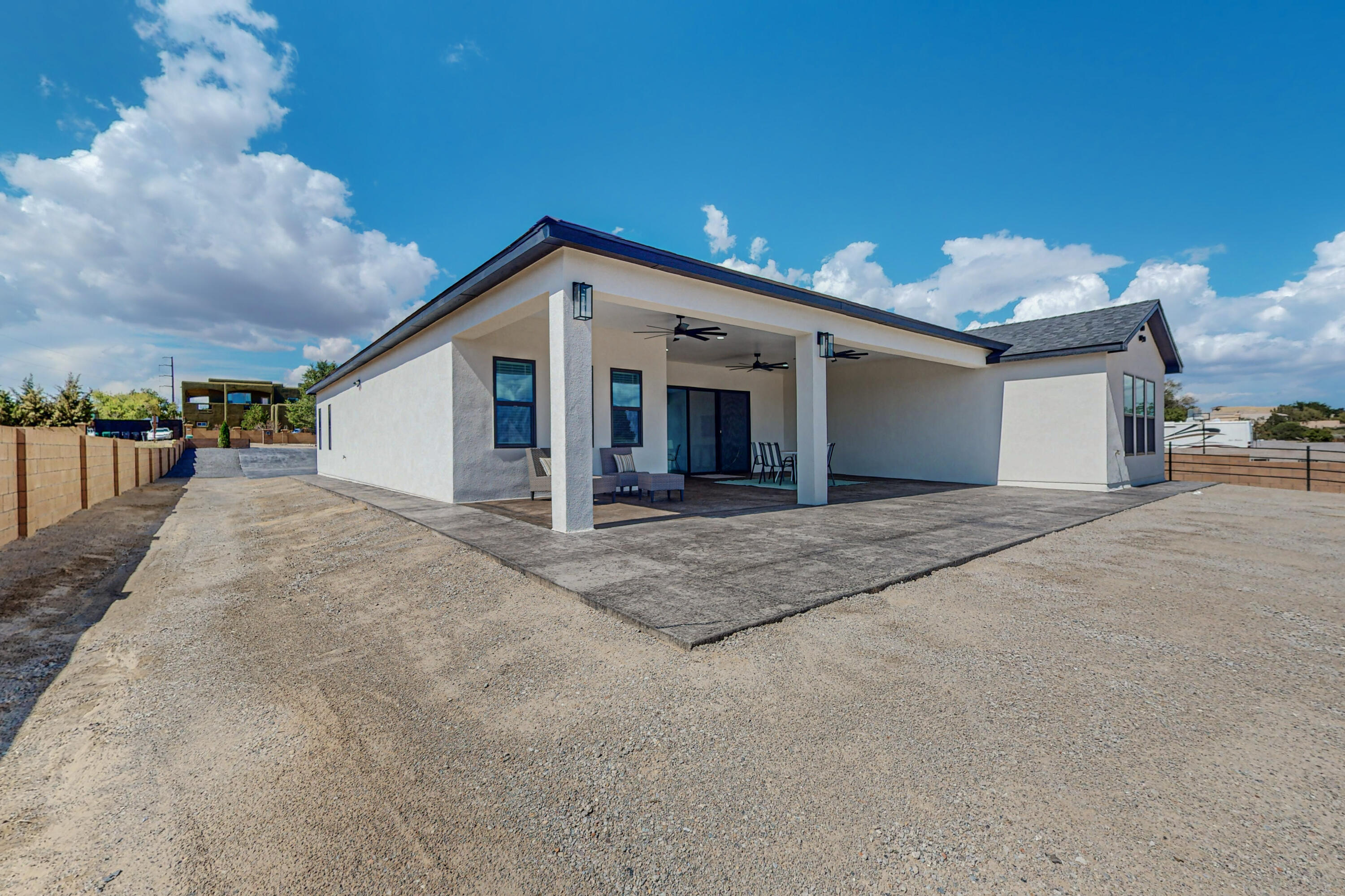 704 Chihuahua Road NE