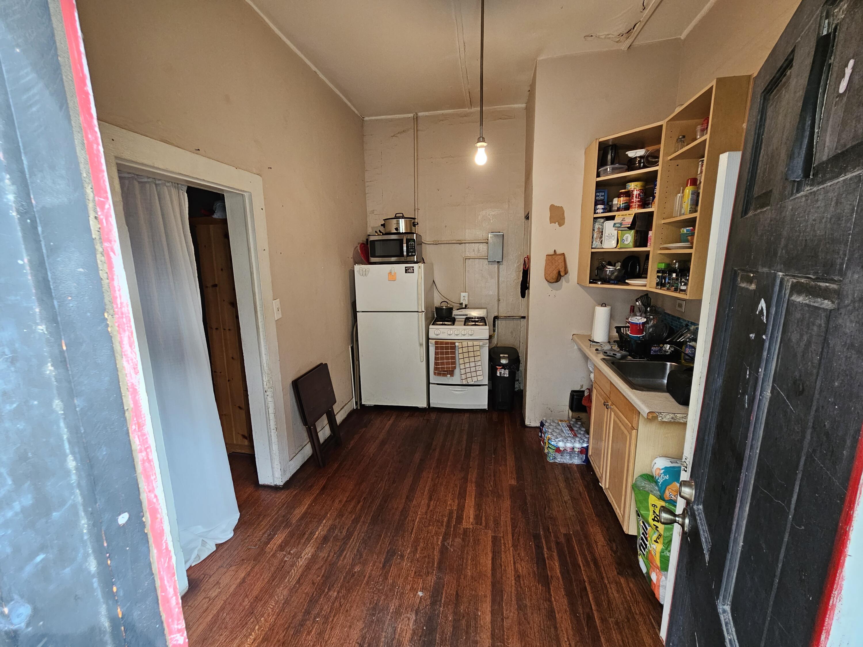 616 Walter Street SE