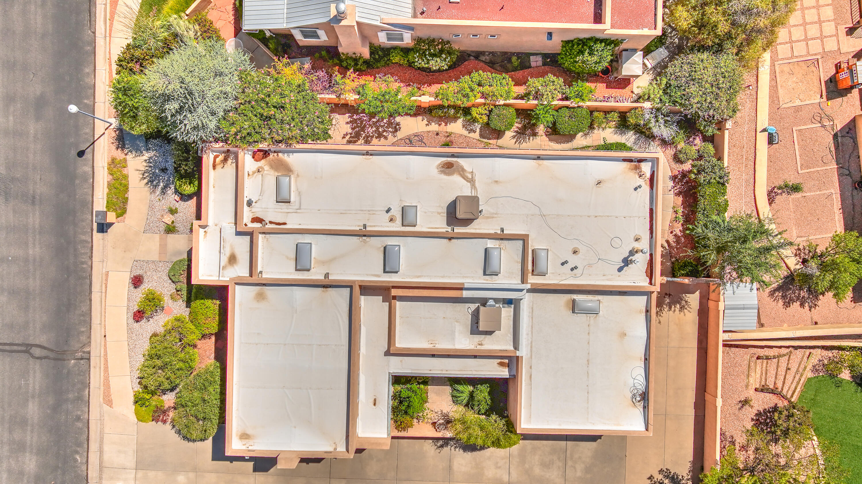 1819 Avenida Alturas NE