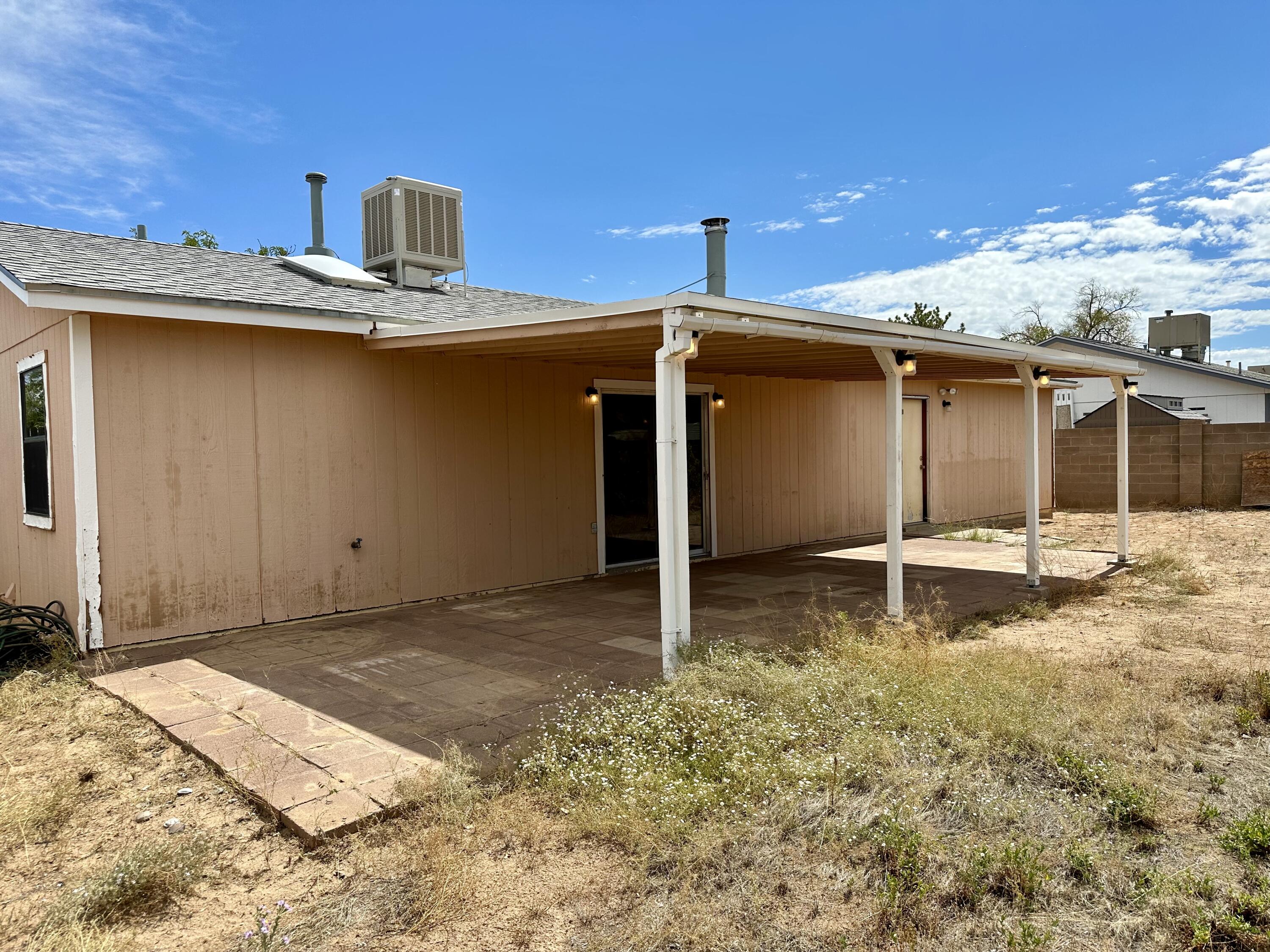 715 Sunflower Drive SW
