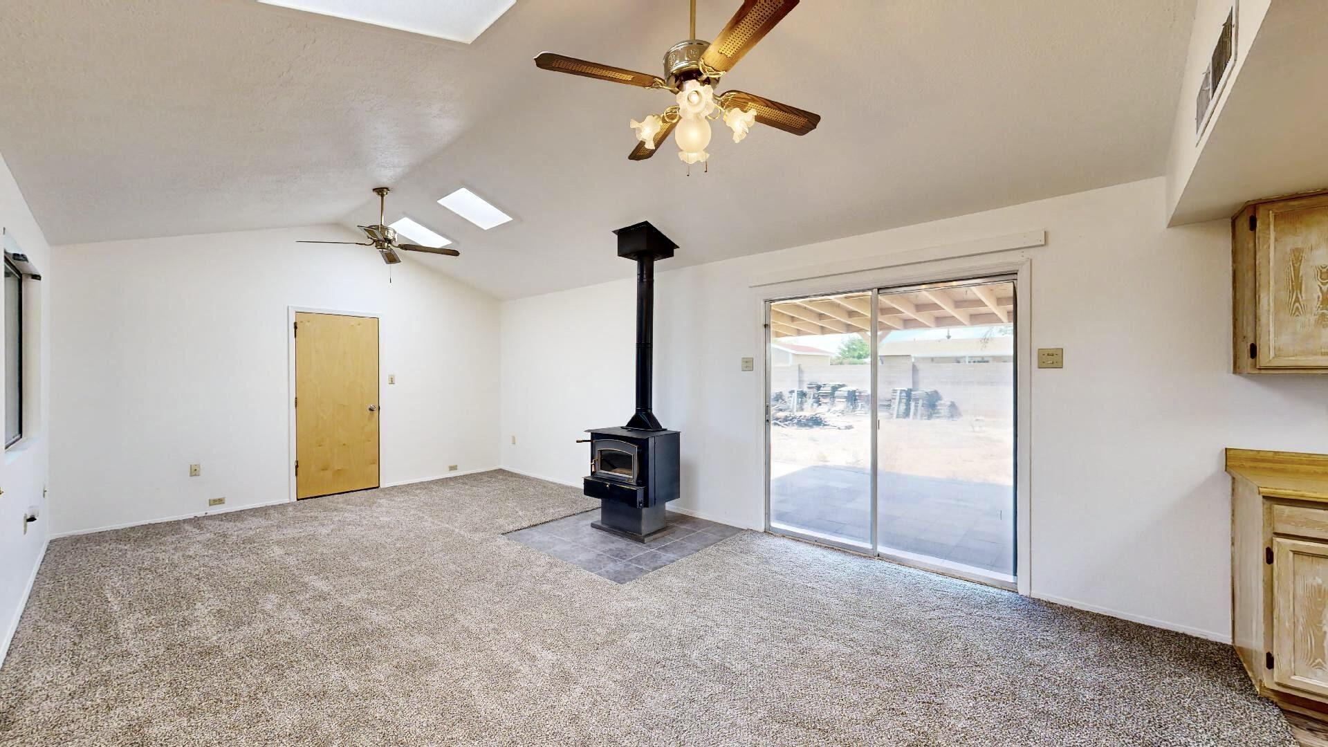 715 Sunflower Drive SW