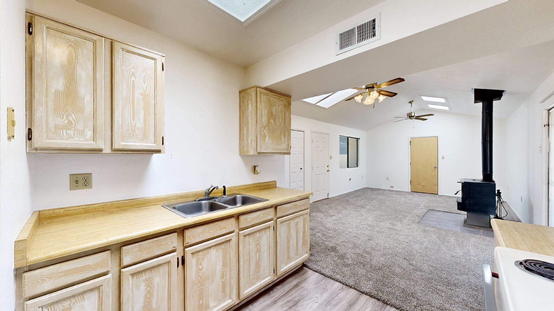 715 Sunflower Drive SW