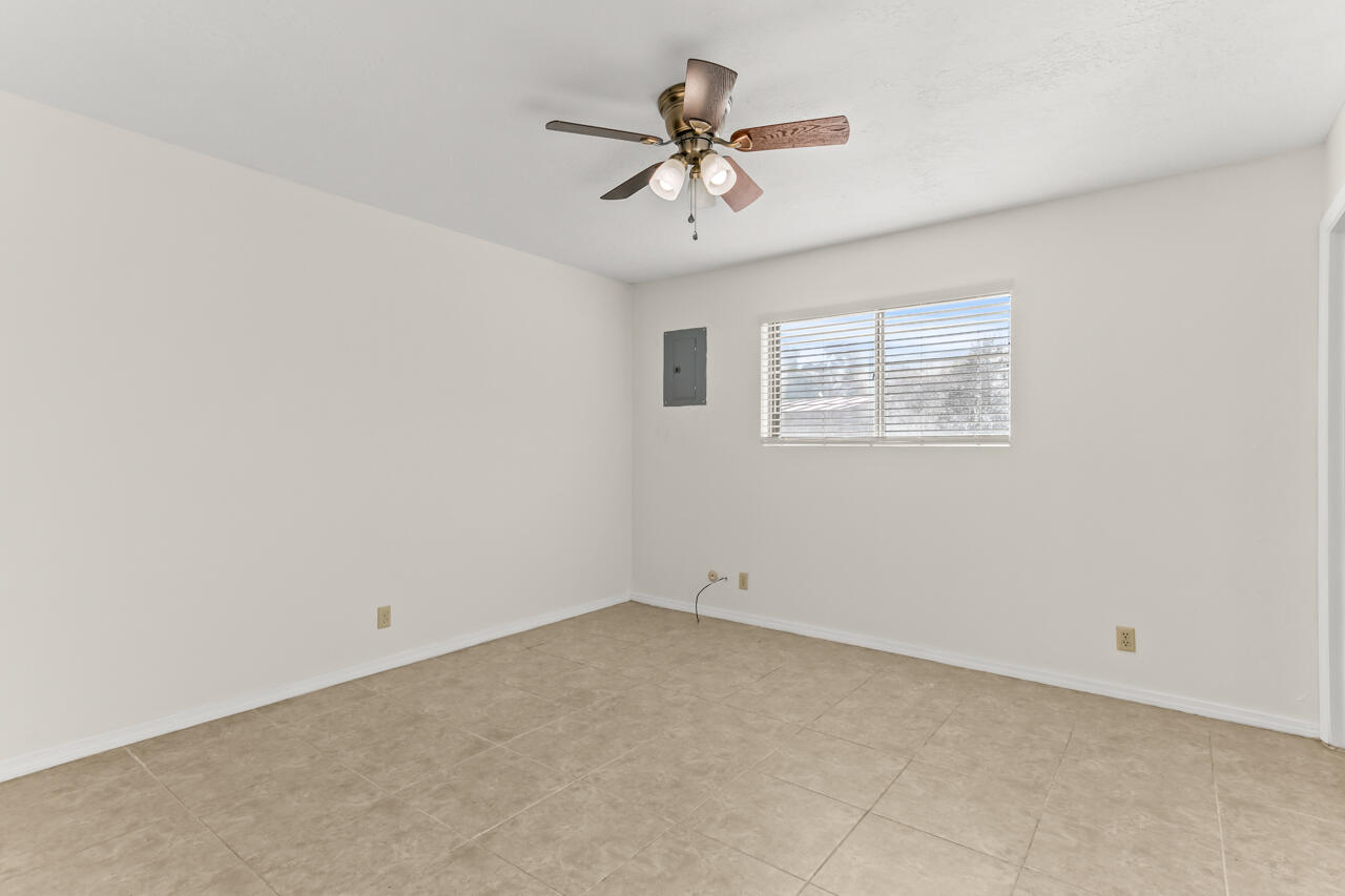 10524 Guadalajara Avenue NE