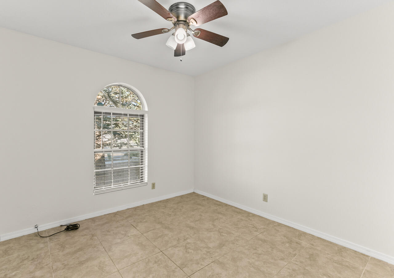 10524 Guadalajara Avenue NE