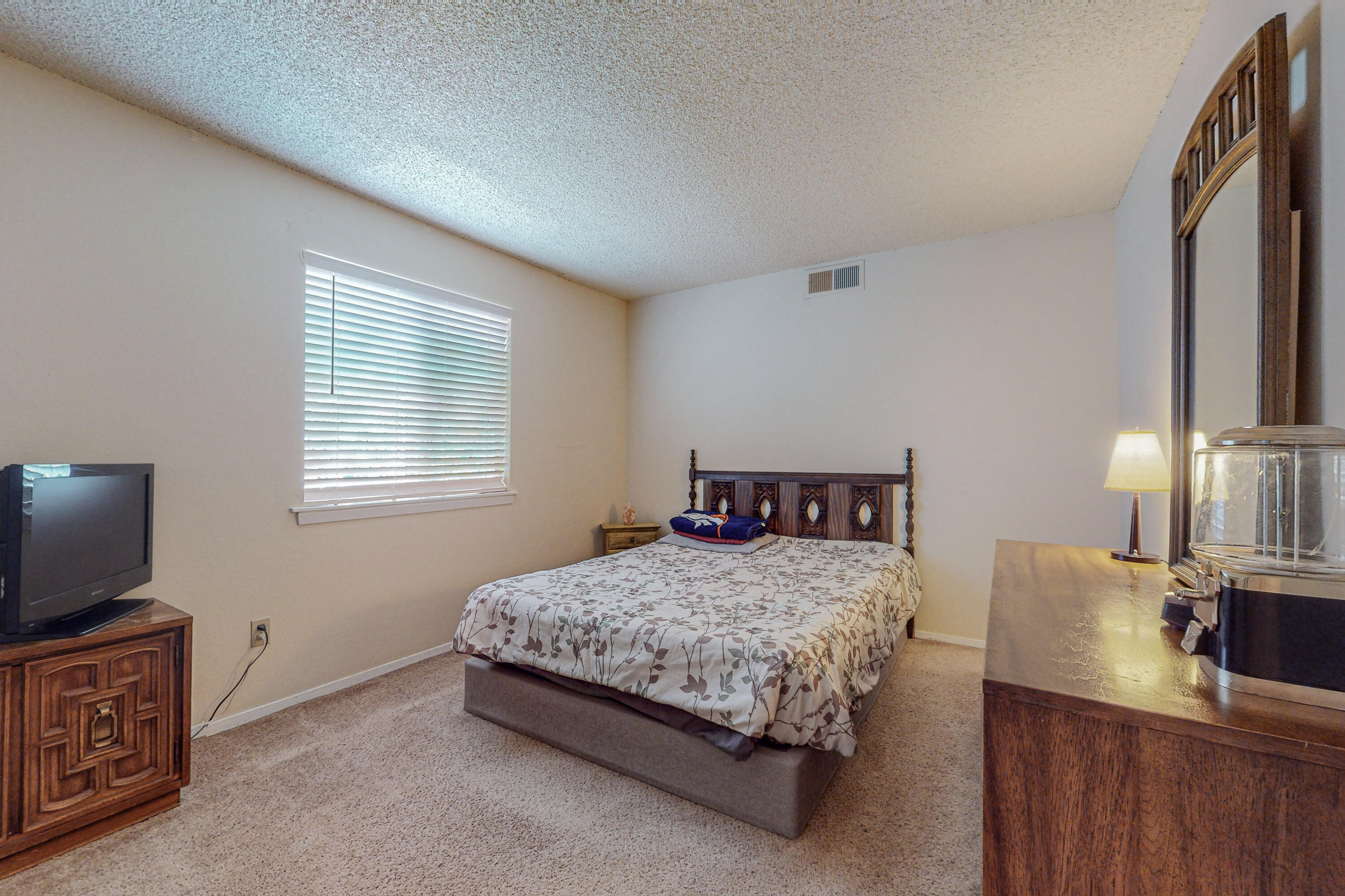 3501 Juan Tabo Boulevard NE Unit: H6