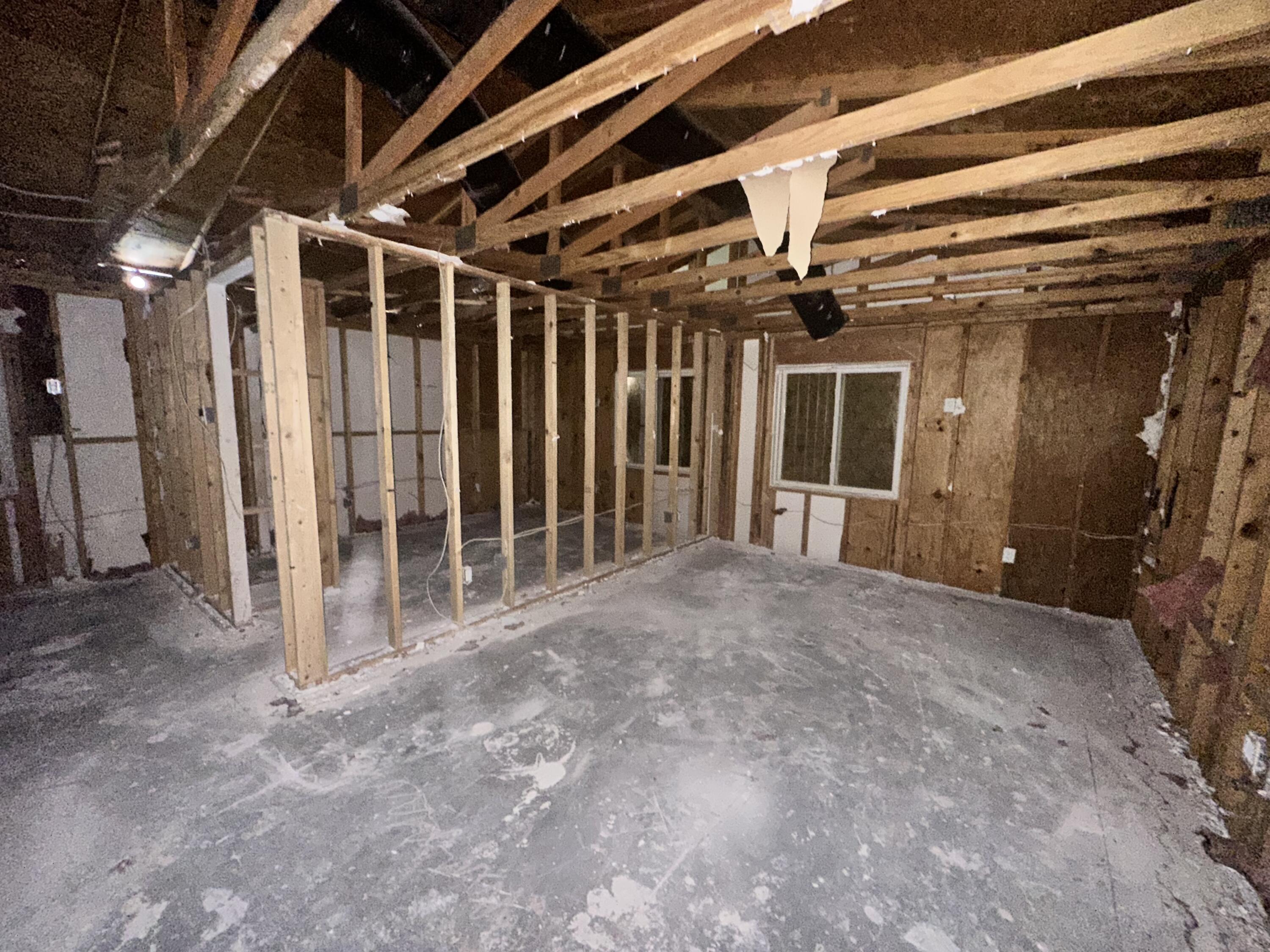 1136 Turner Drive NE