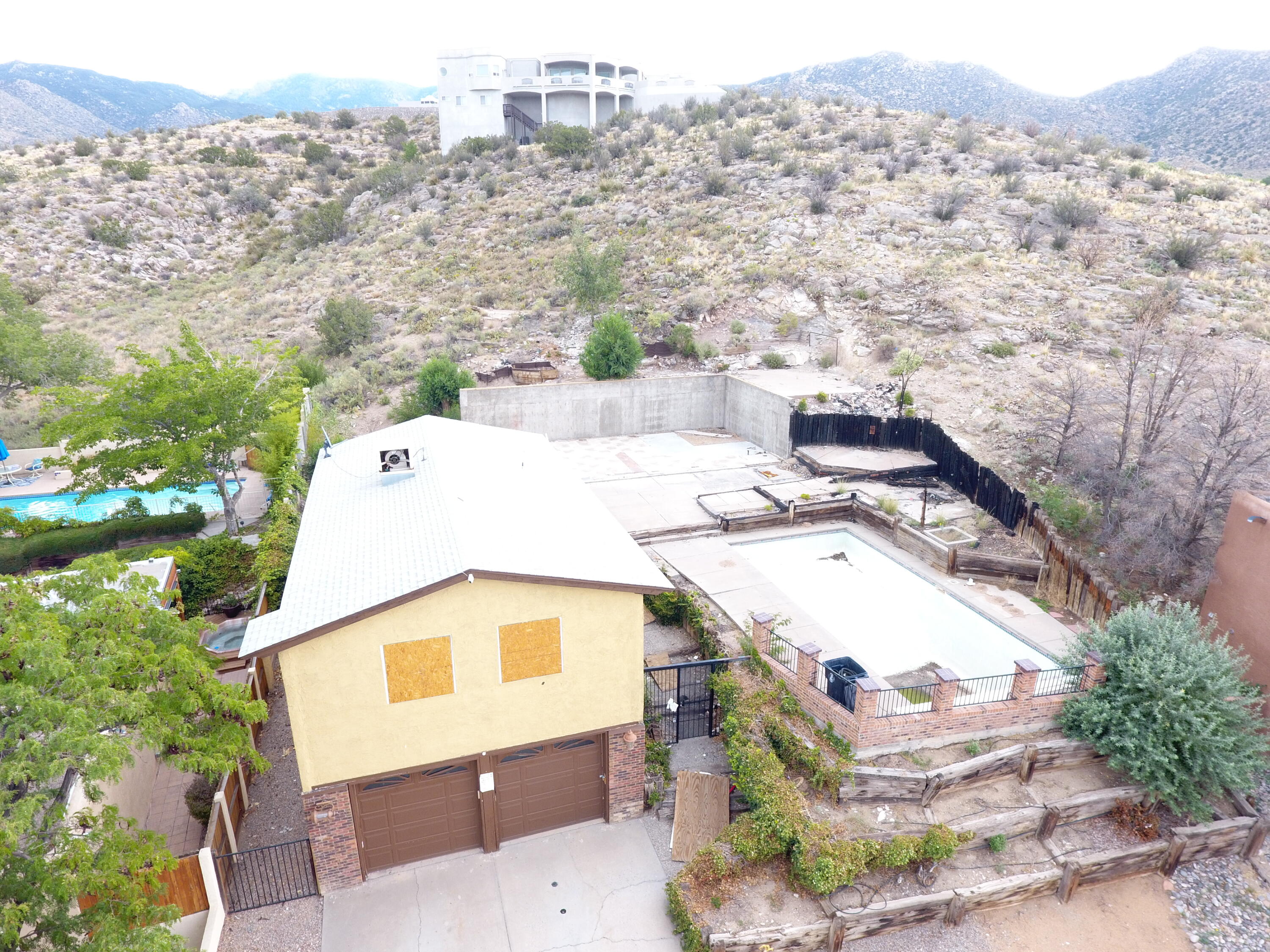 1136 Turner Drive NE