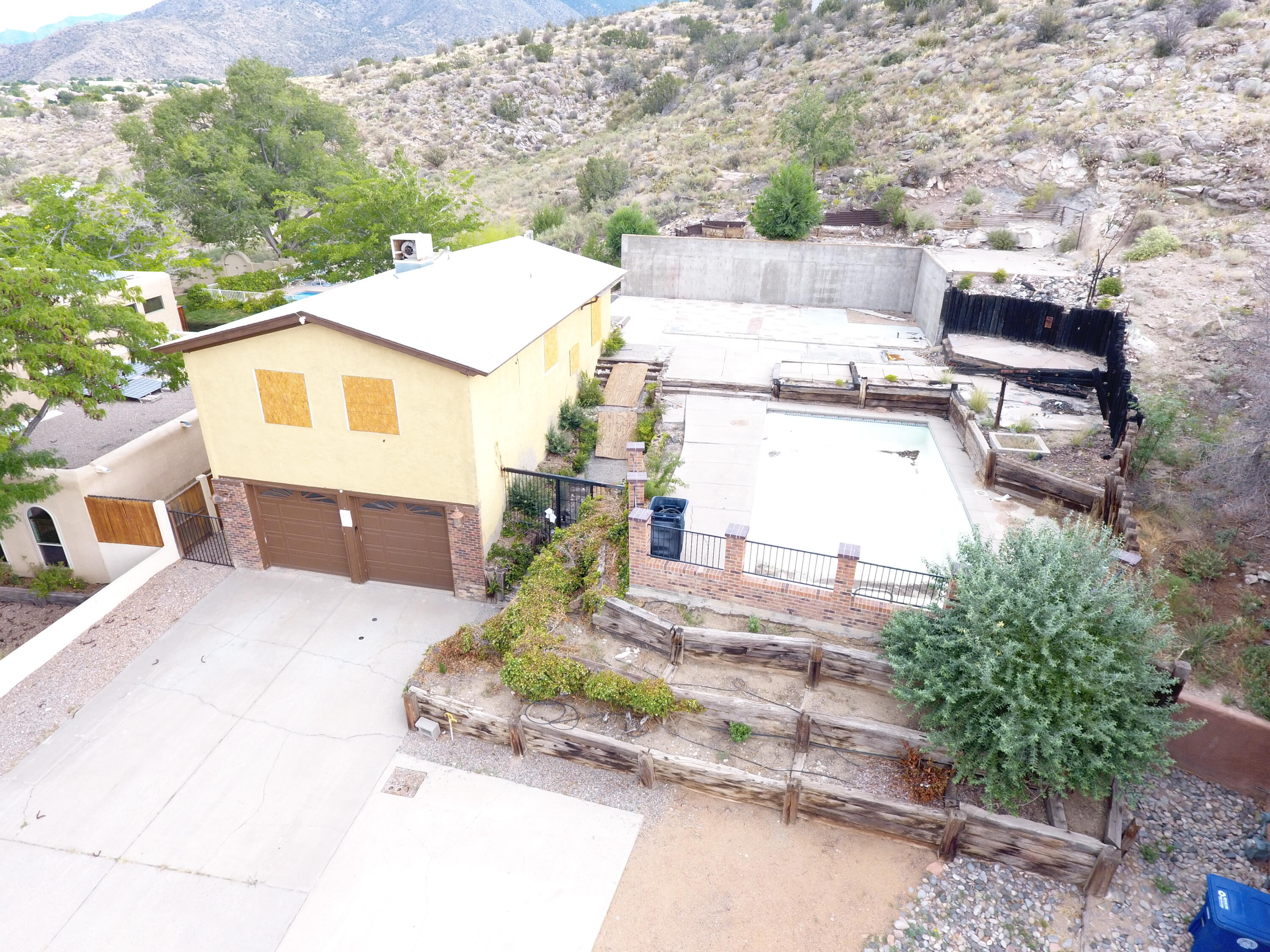 1136 Turner Drive NE