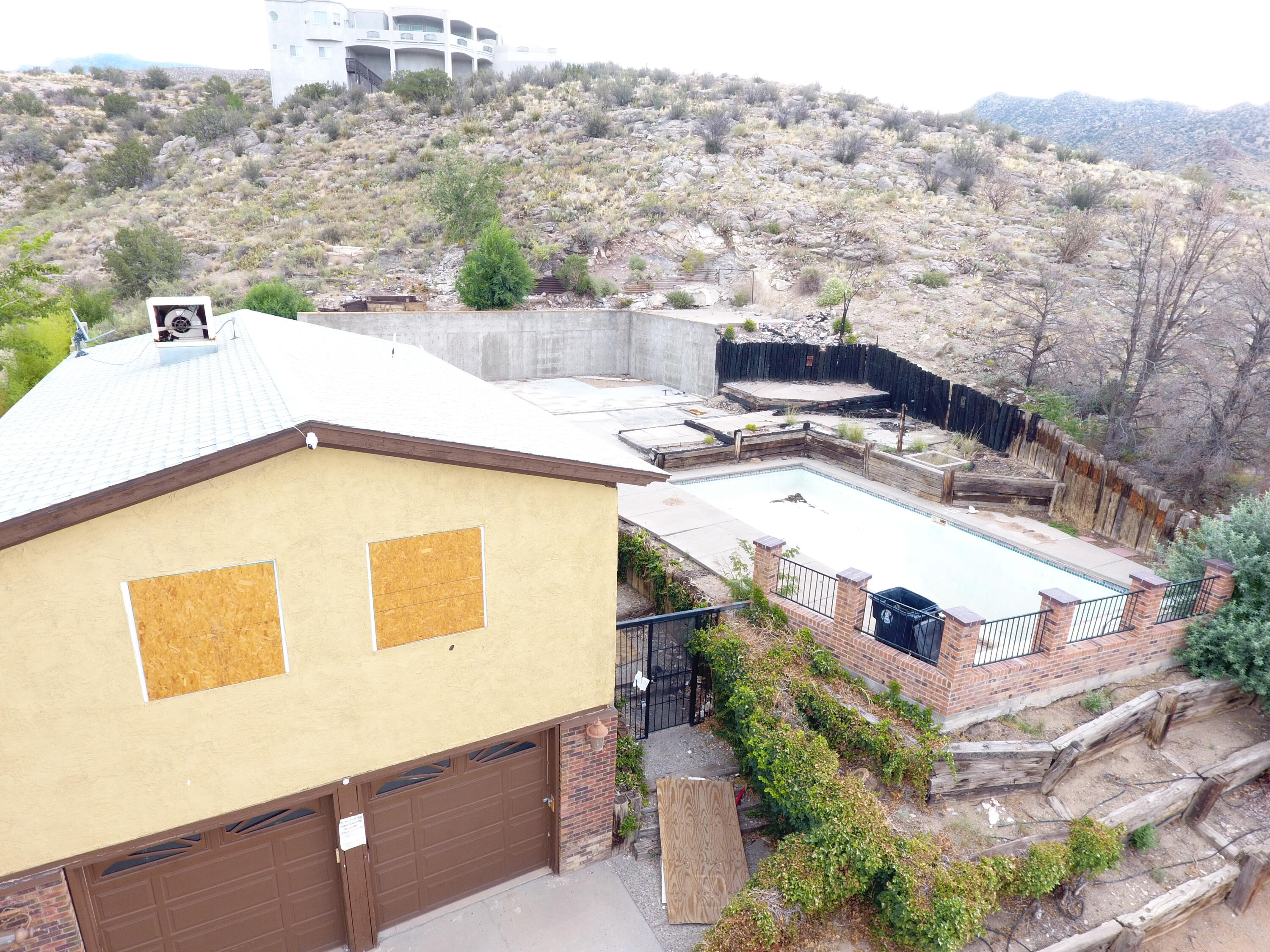 1136 Turner Drive NE