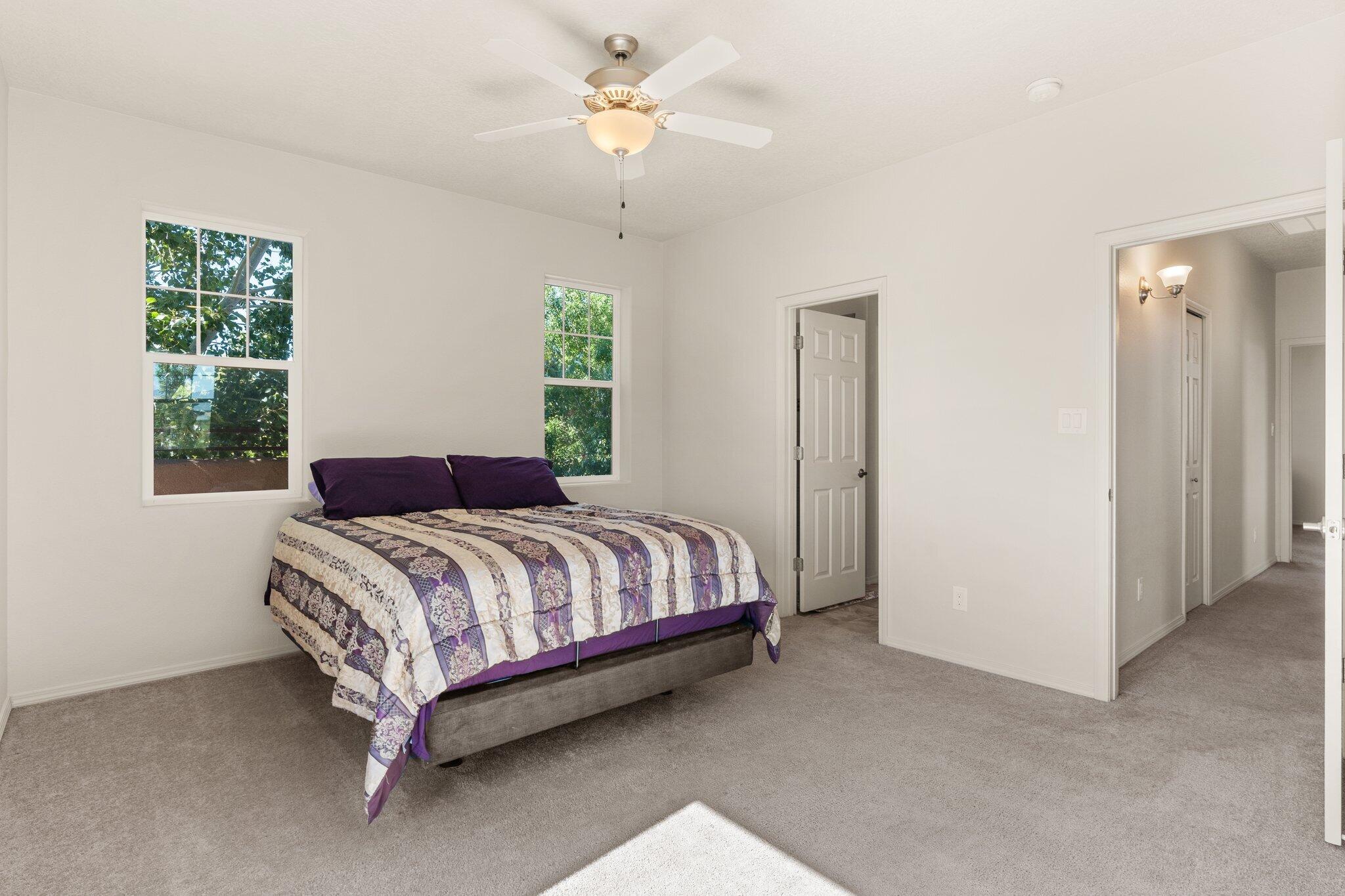 5727 Strand Loop SE