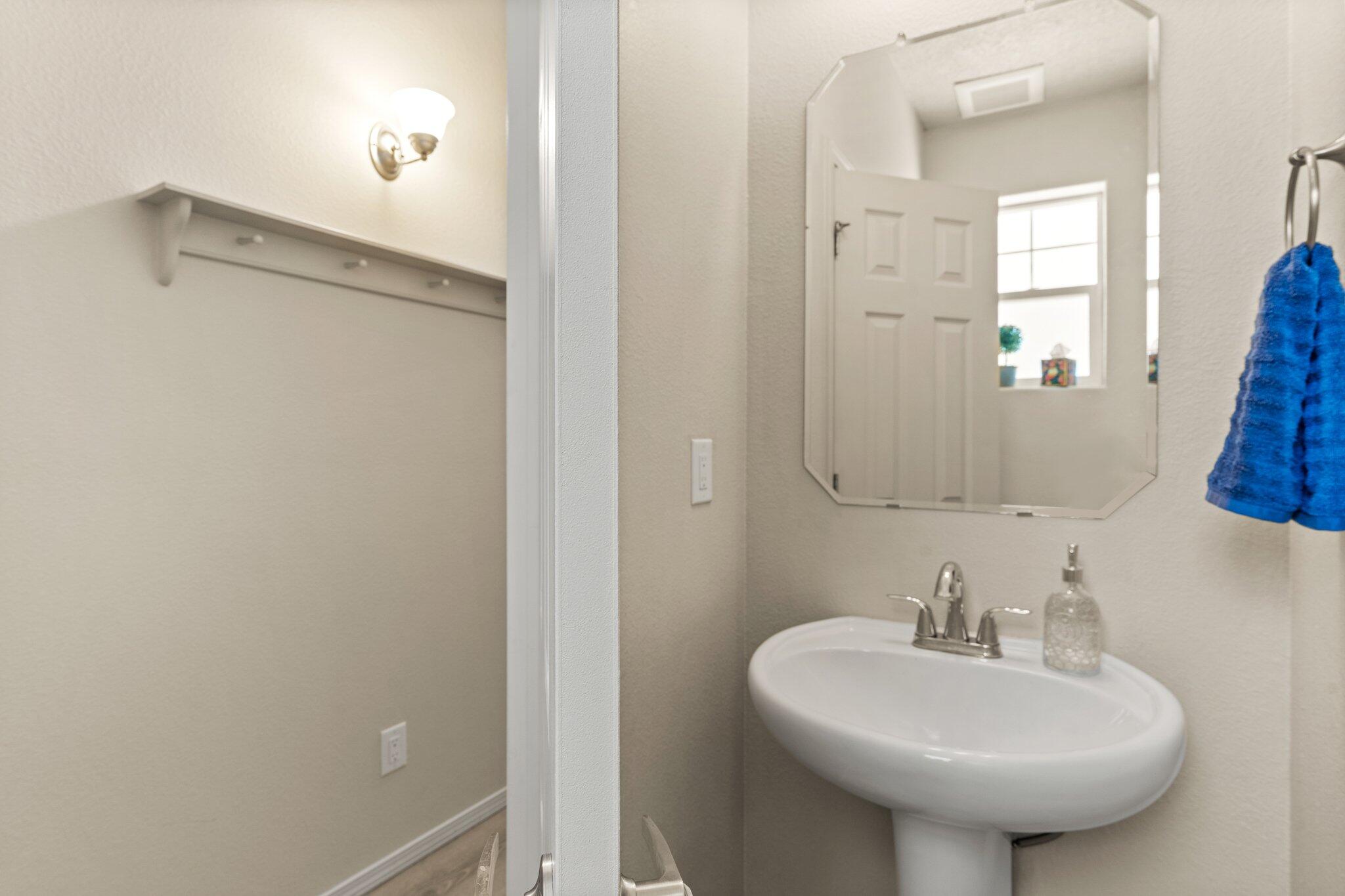 5727 Strand Loop SE