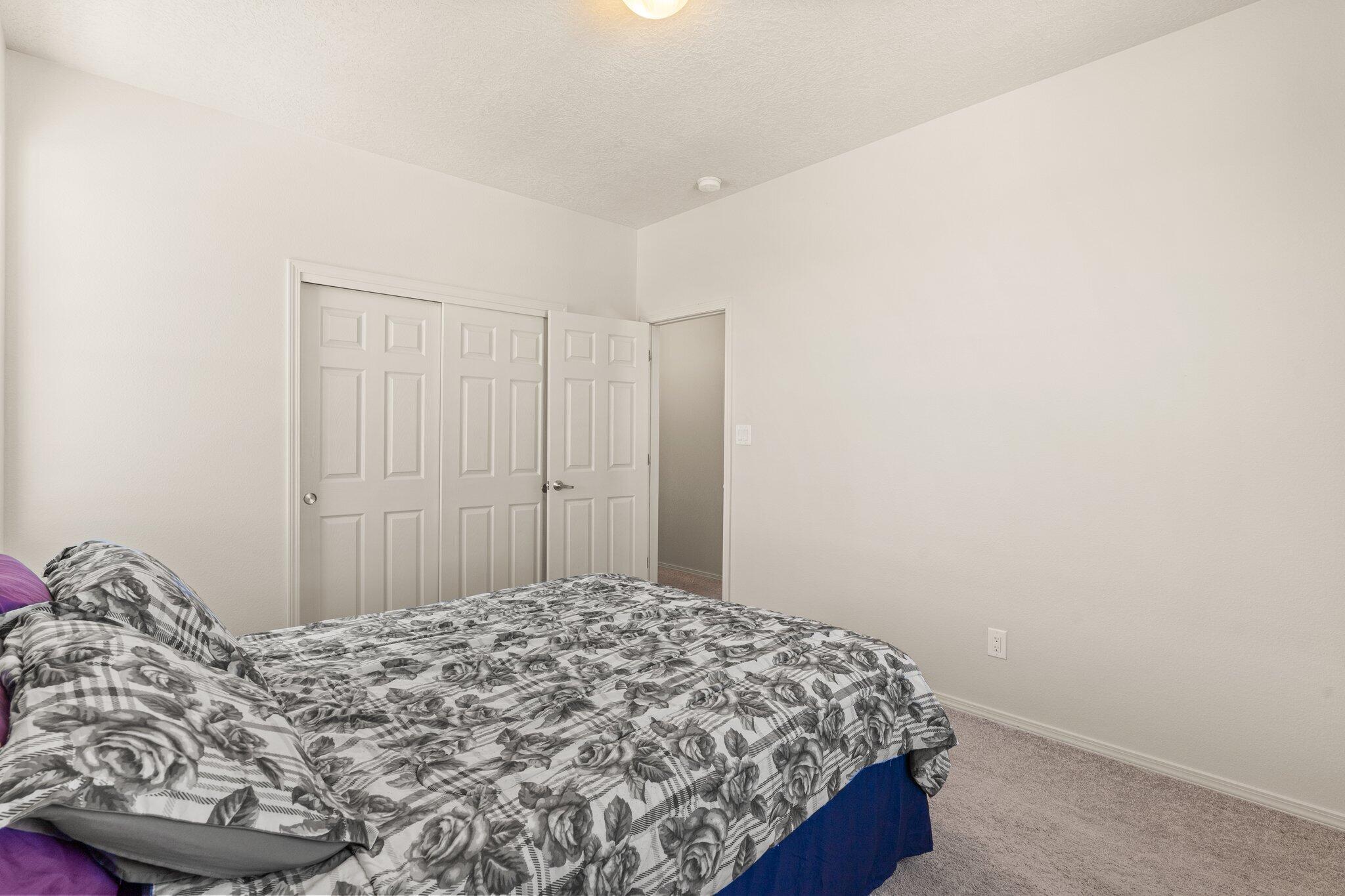 5727 Strand Loop SE