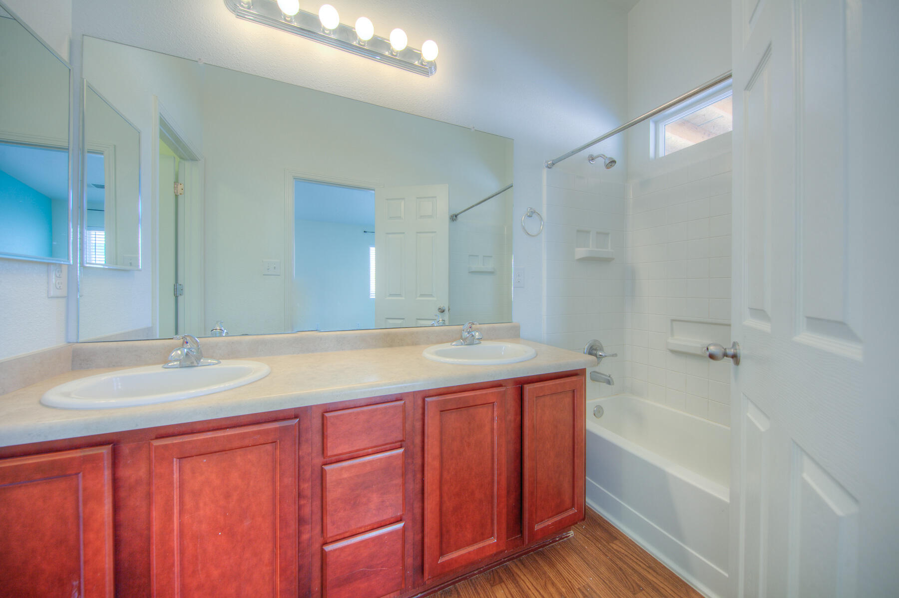 2833 Baco Noir Drive SW