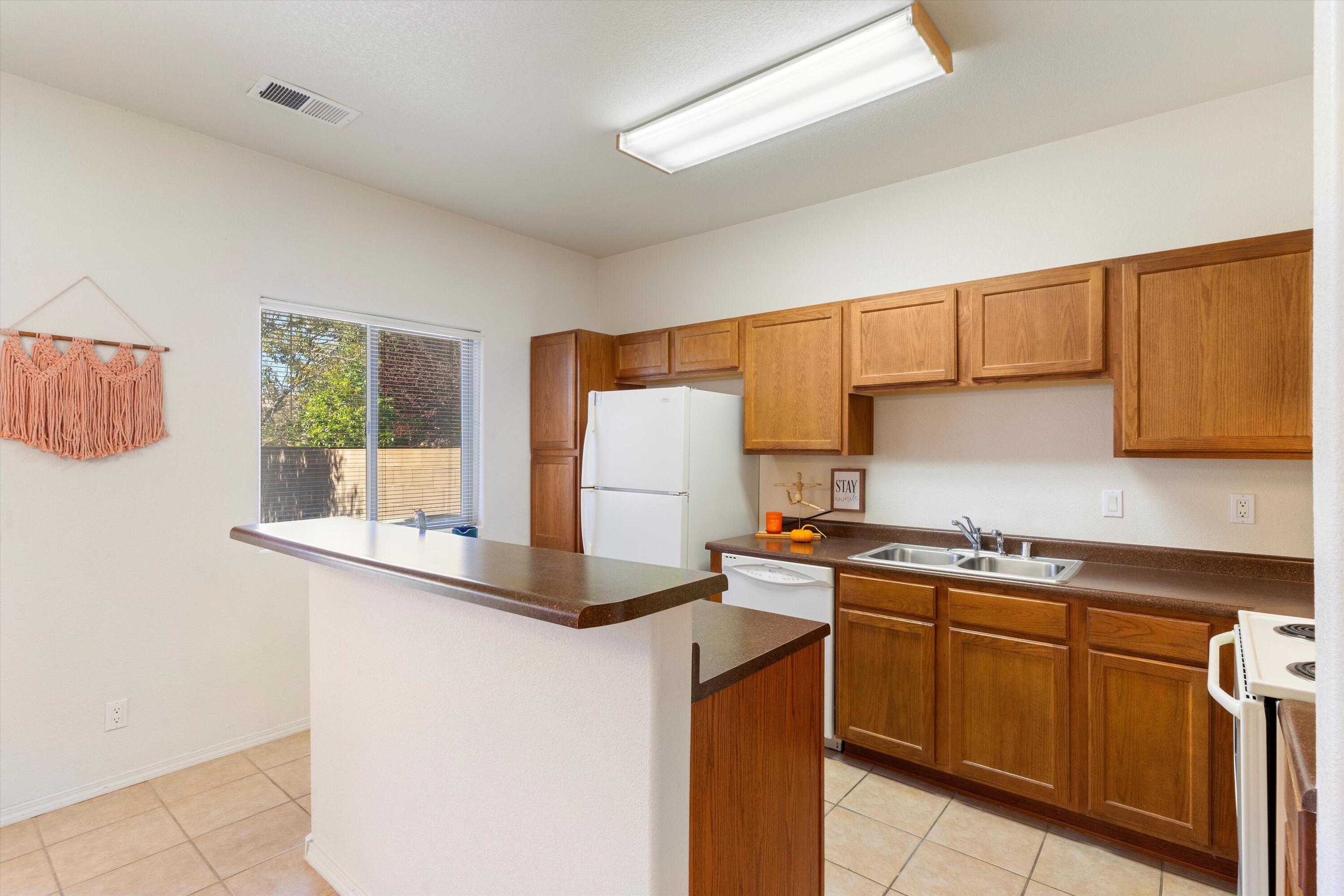 5724 Valle Alegre Road 3