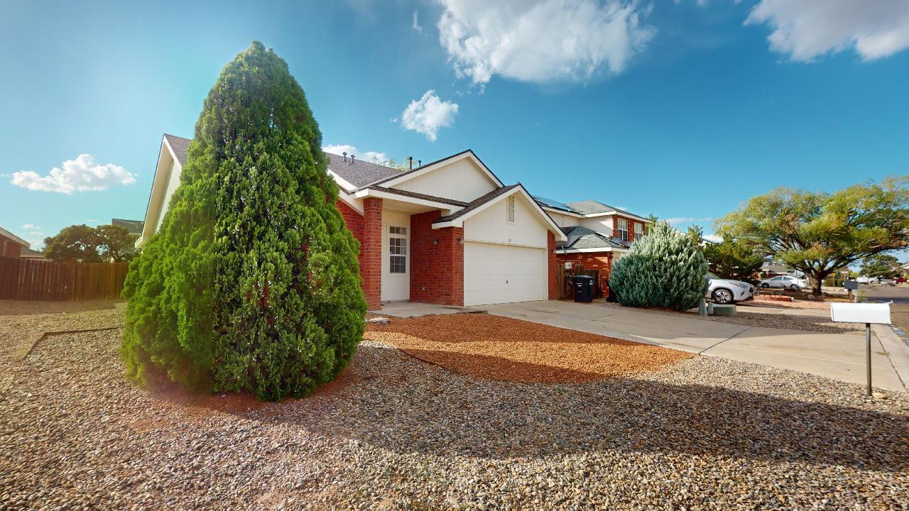 27 Dogwood Lane