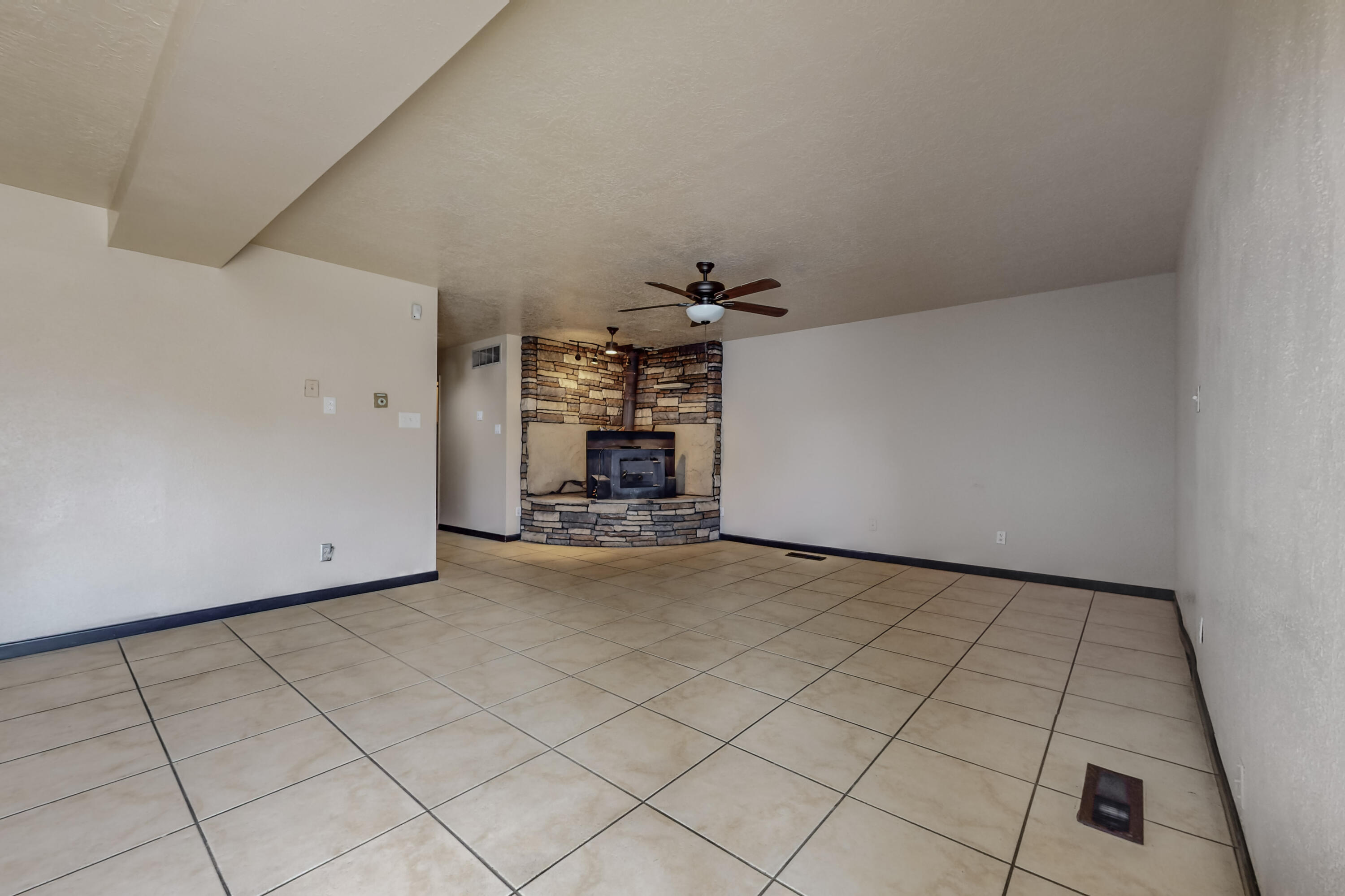 3008 Corona Drive NW