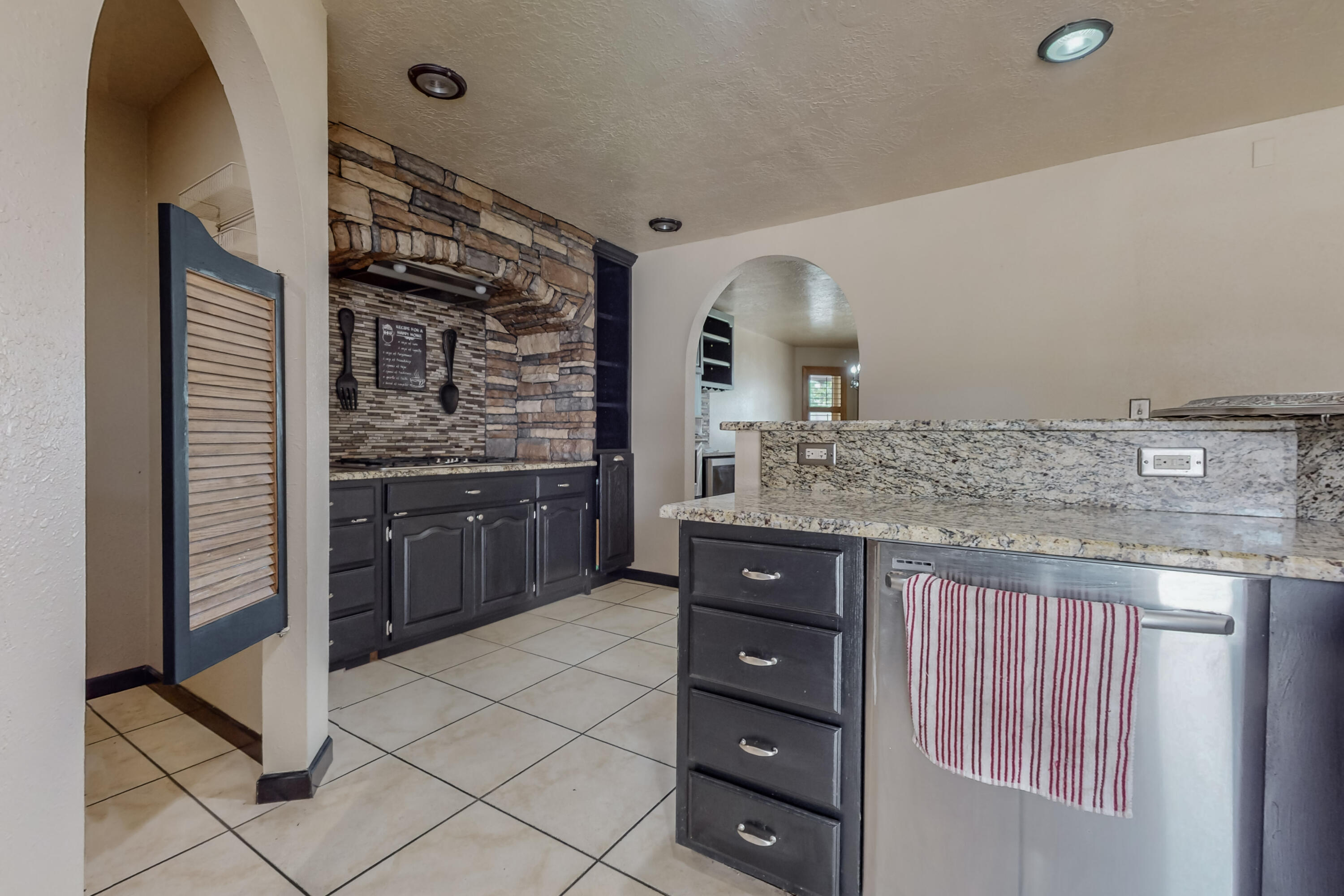 3008 Corona Drive NW