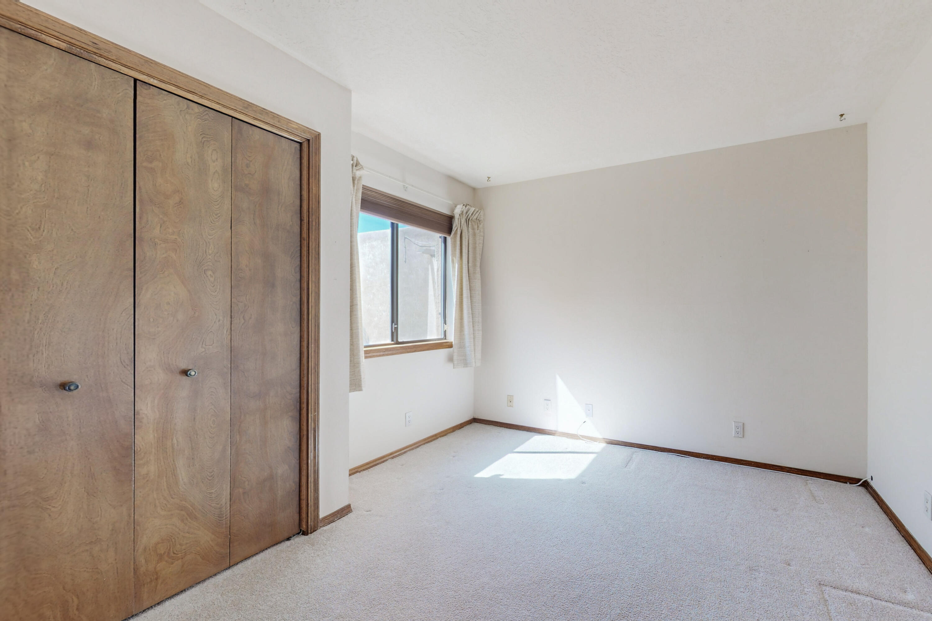 10513 Camino Del Oso NE
