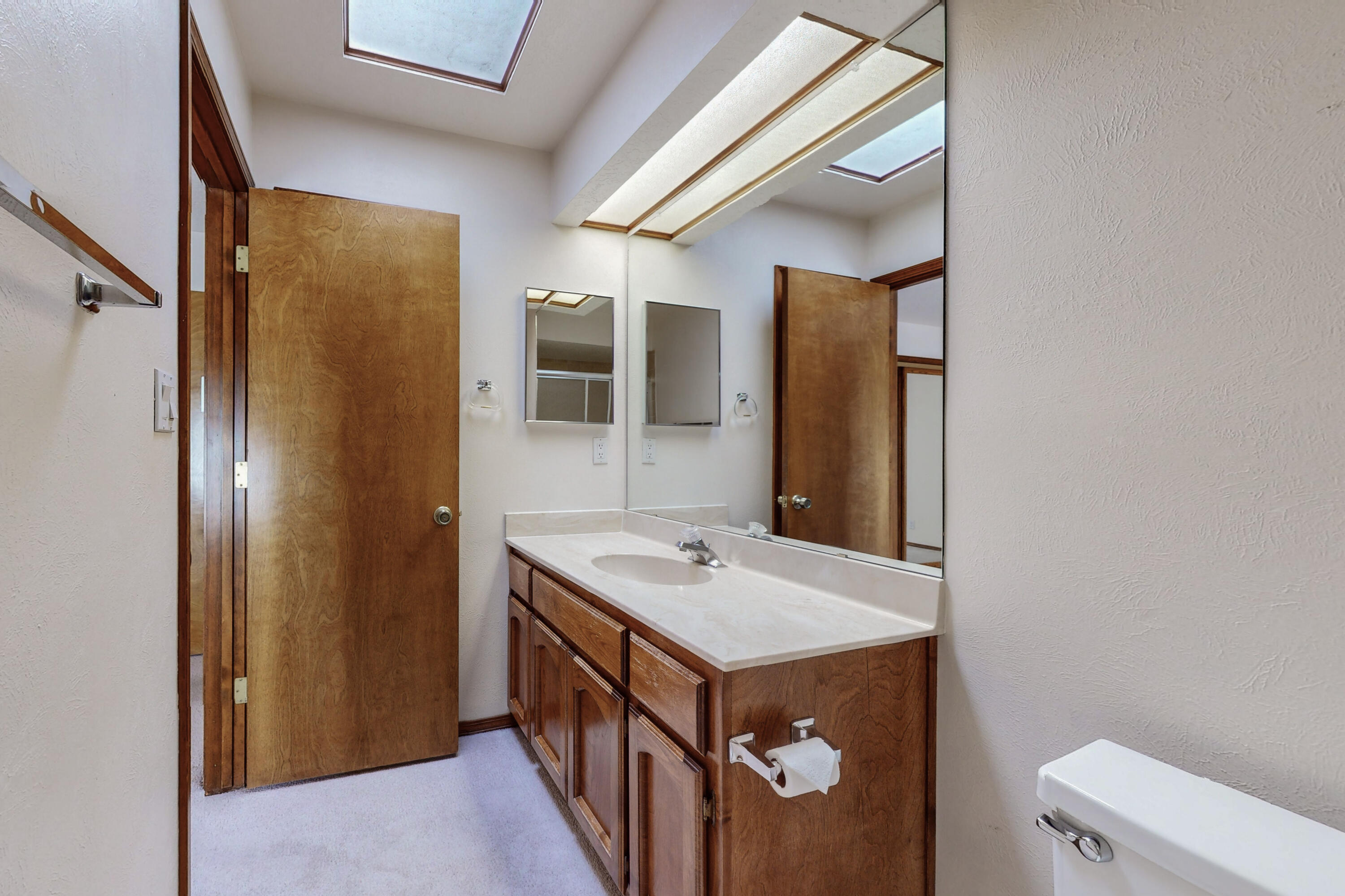 10513 Camino Del Oso NE
